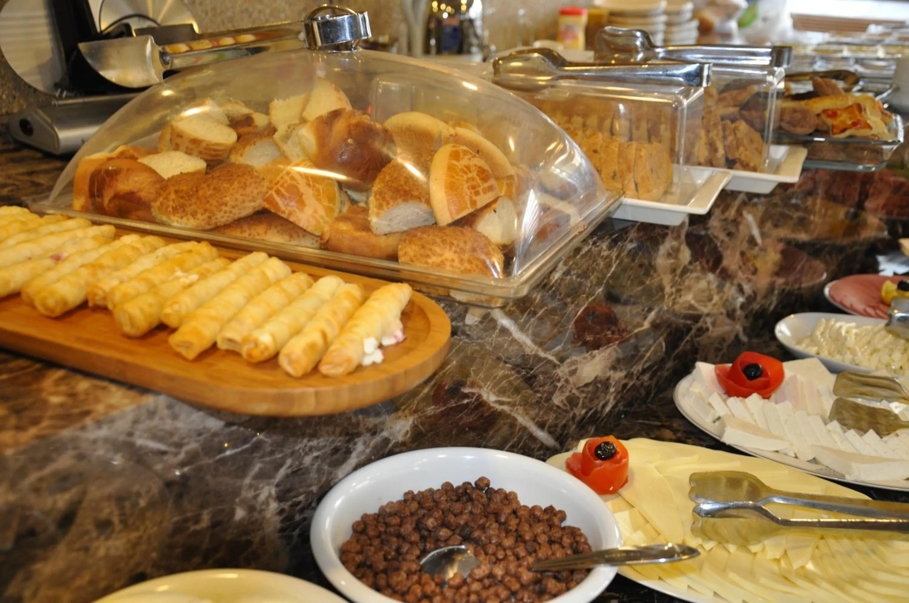 Buffet breakfast in Golden Rain Hotel Old City