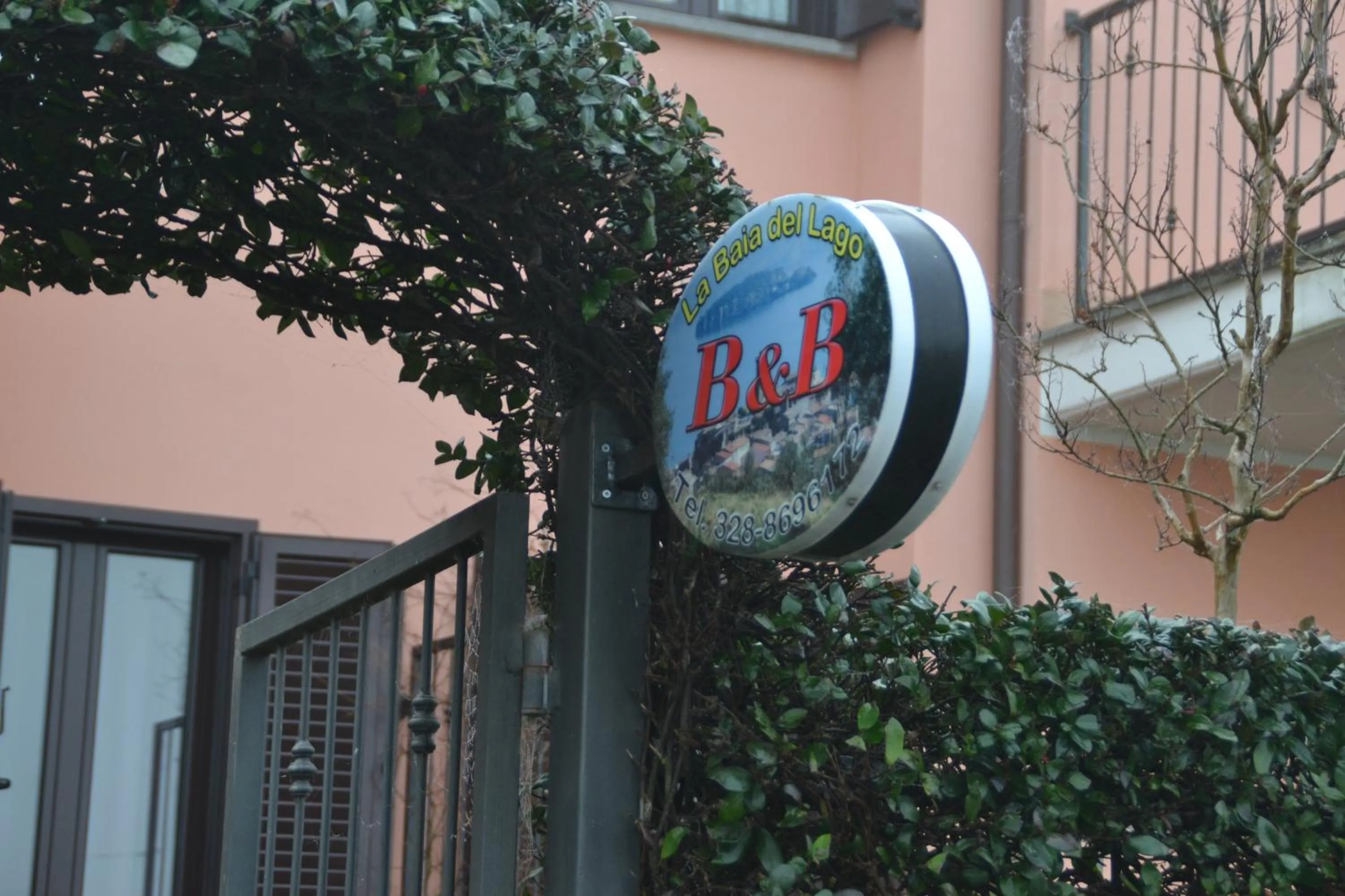 Property logo or sign in La Baia del Lago