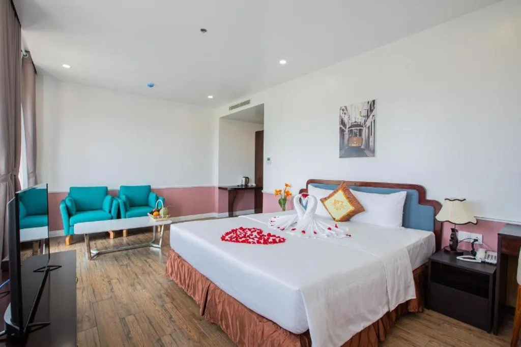 Bed in Harry Phu Quoc Hotel 3