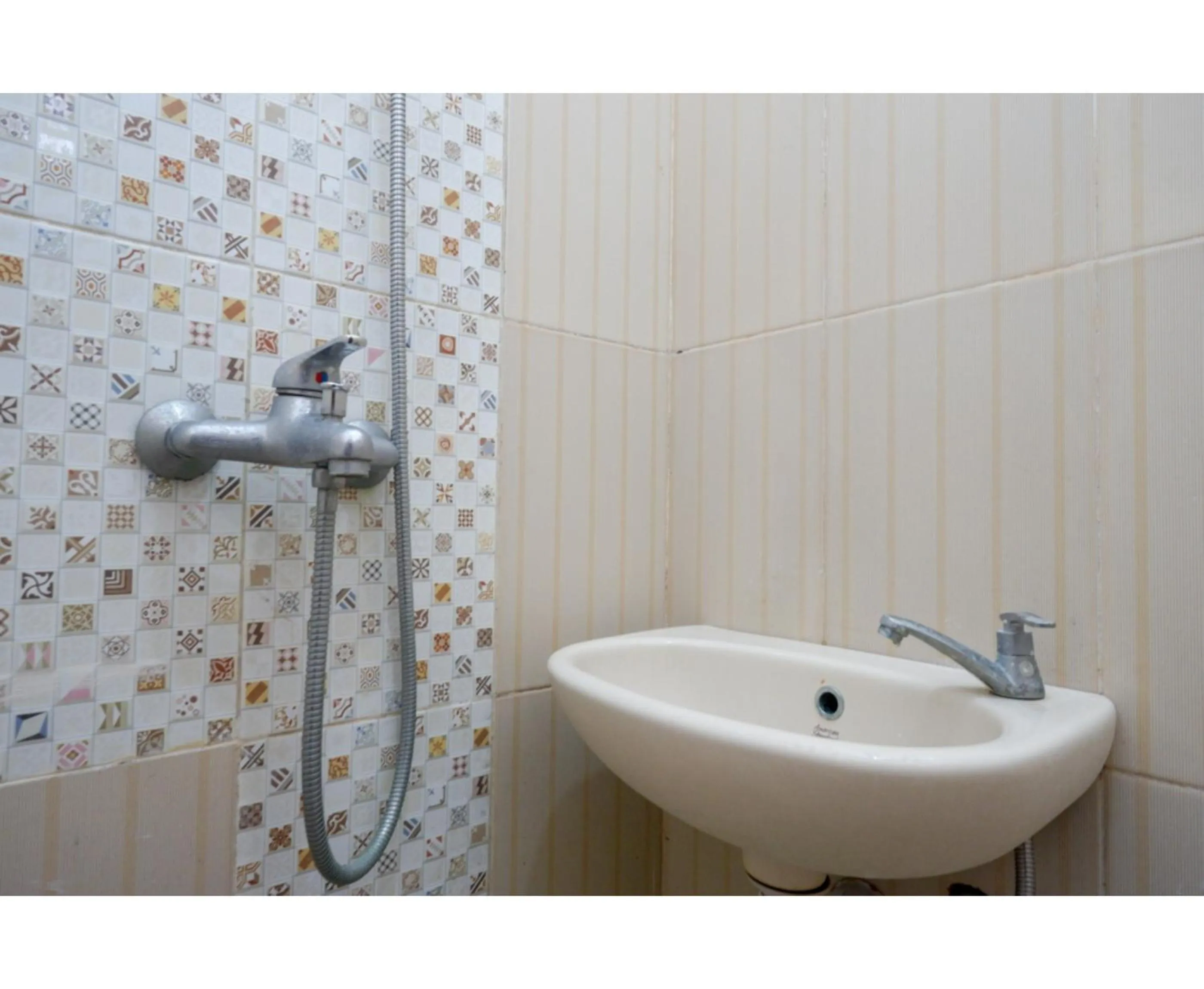 RedDoorz Syariah near Alun Alun Kota Rembang