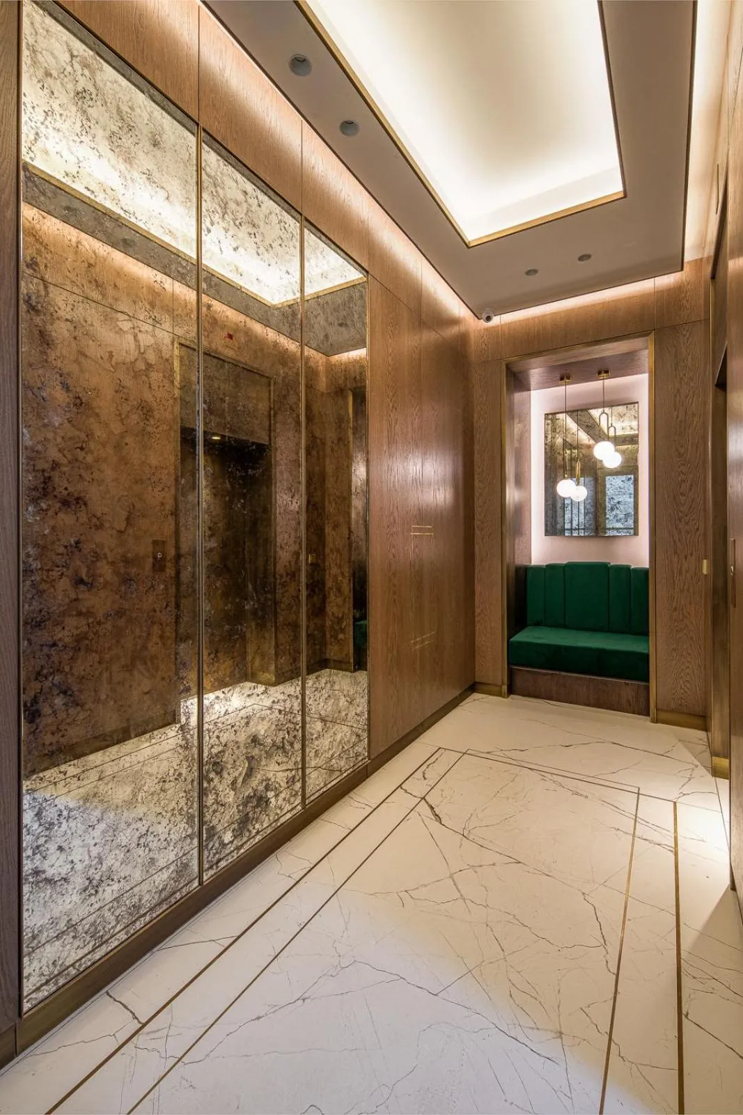 elevator in Art Boutique