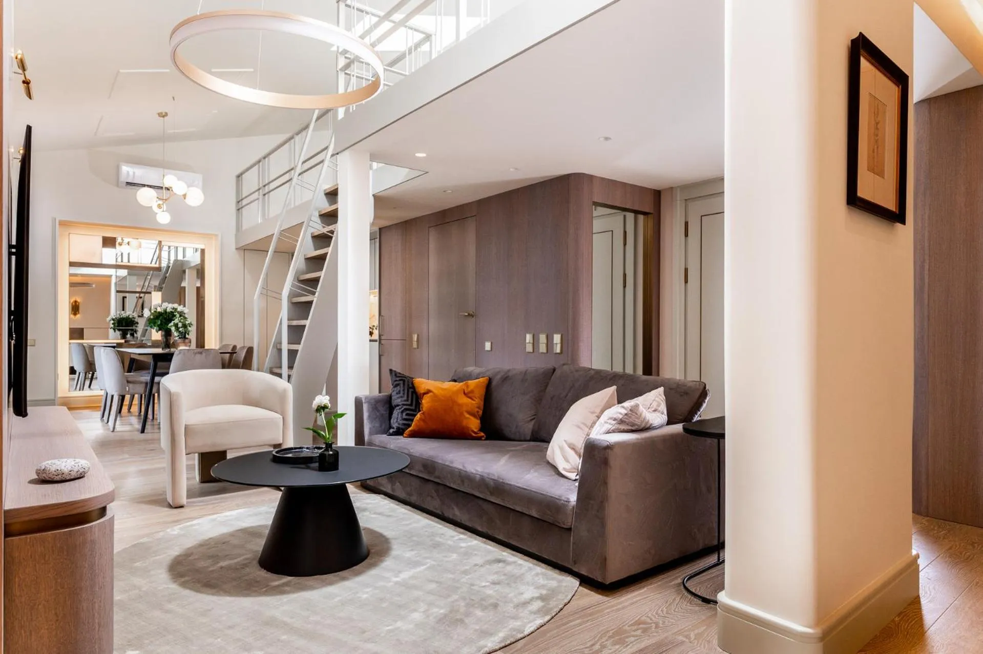 TV and multimedia in Art Boutique