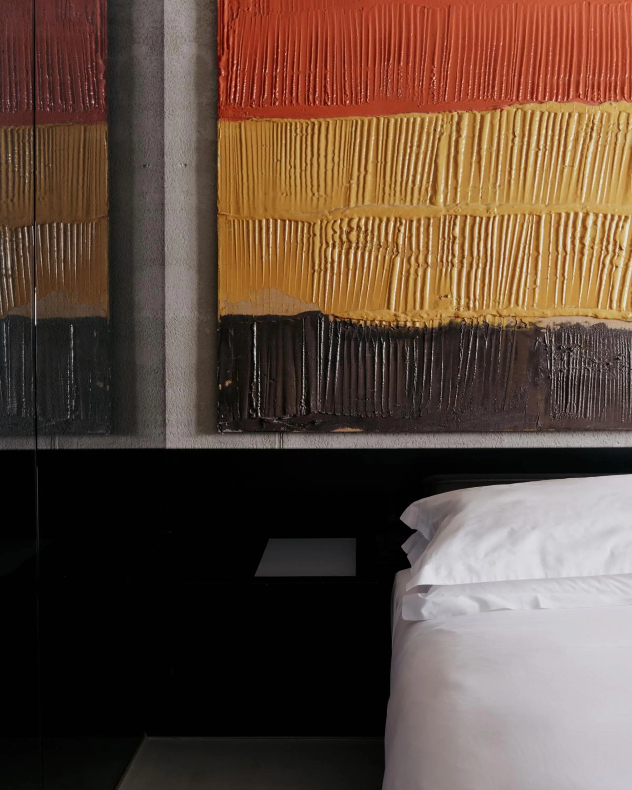 Bed in STRAF, Milan, a Member of Design Hotels