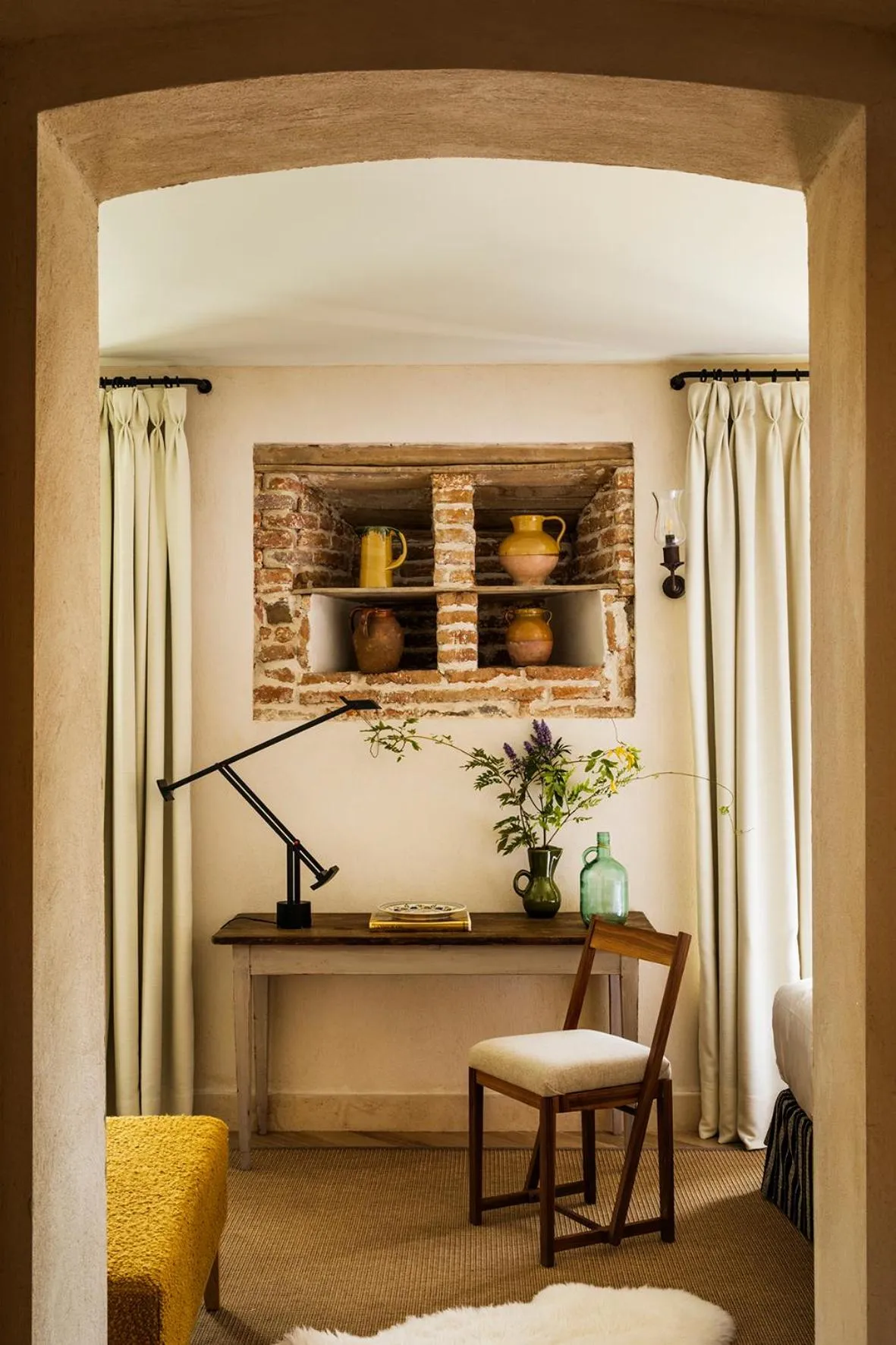 Decorative detail in La Dehesa de Don Pedro