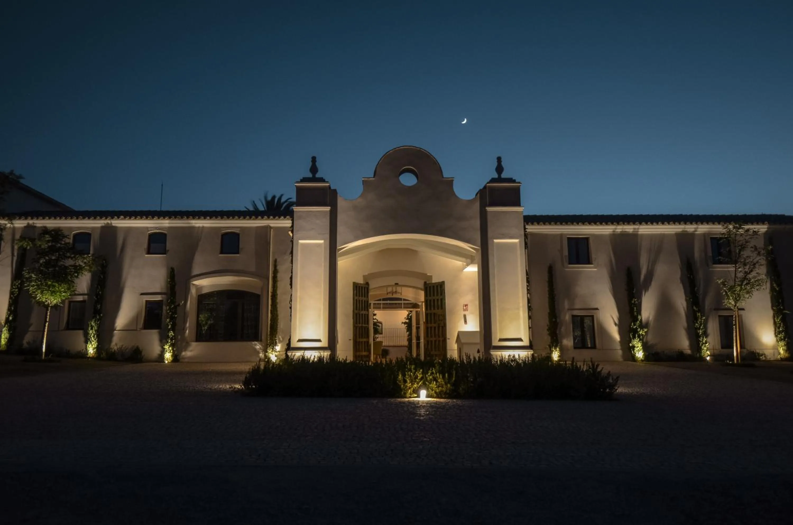 Property building in La Dehesa de Don Pedro