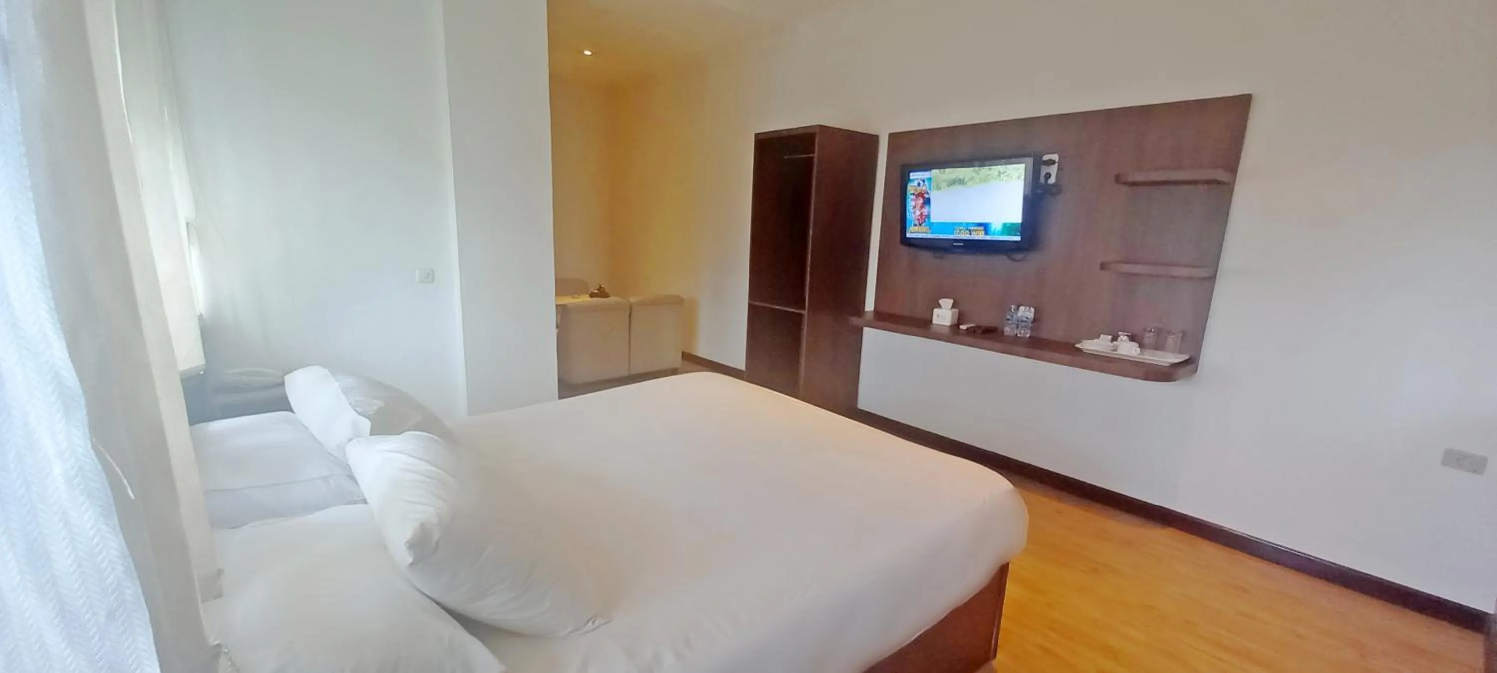 Bedroom, Bed in Hotel Aruni Ancol