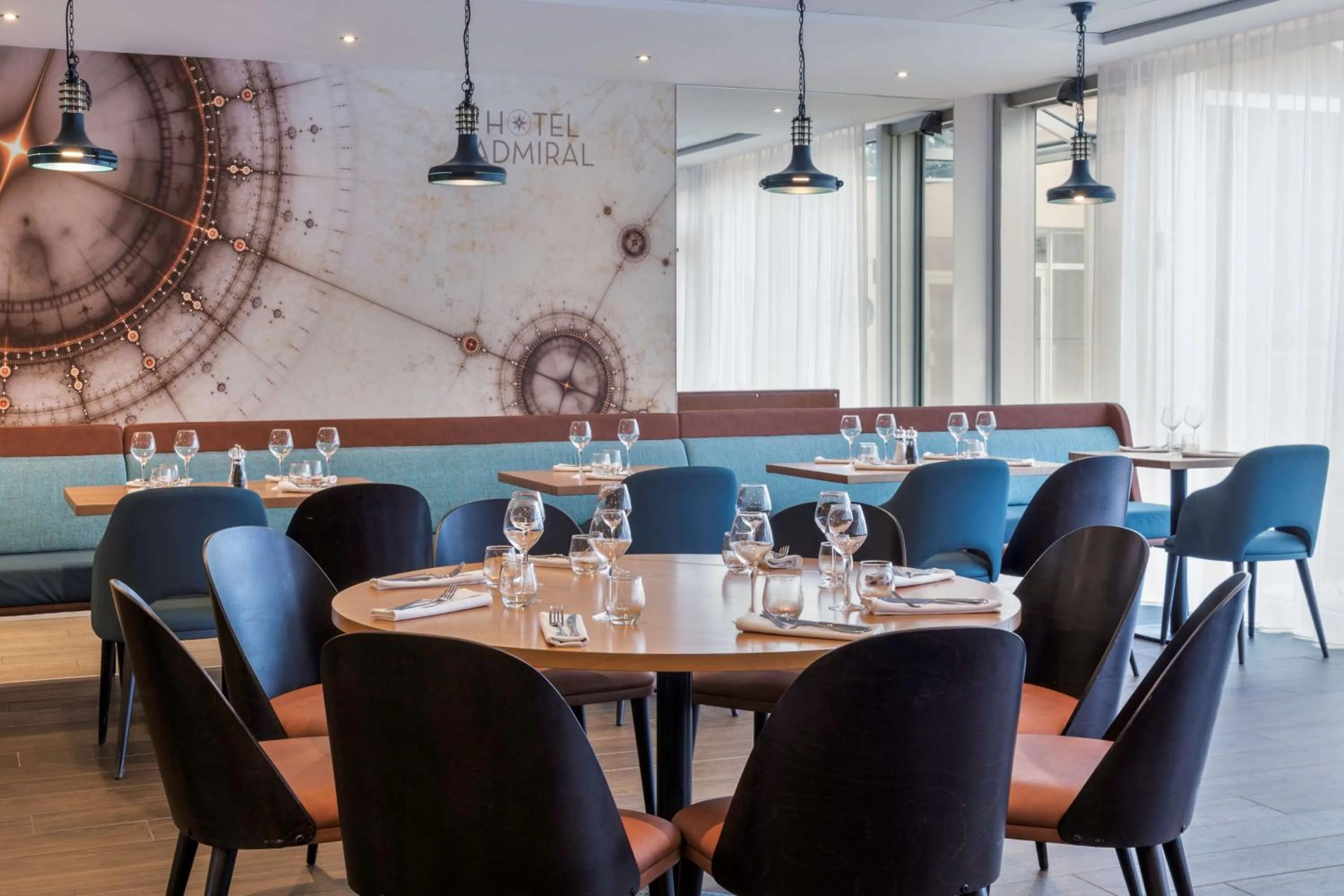 Restaurant/places to eat in Best Western Plus Hotel Admiral