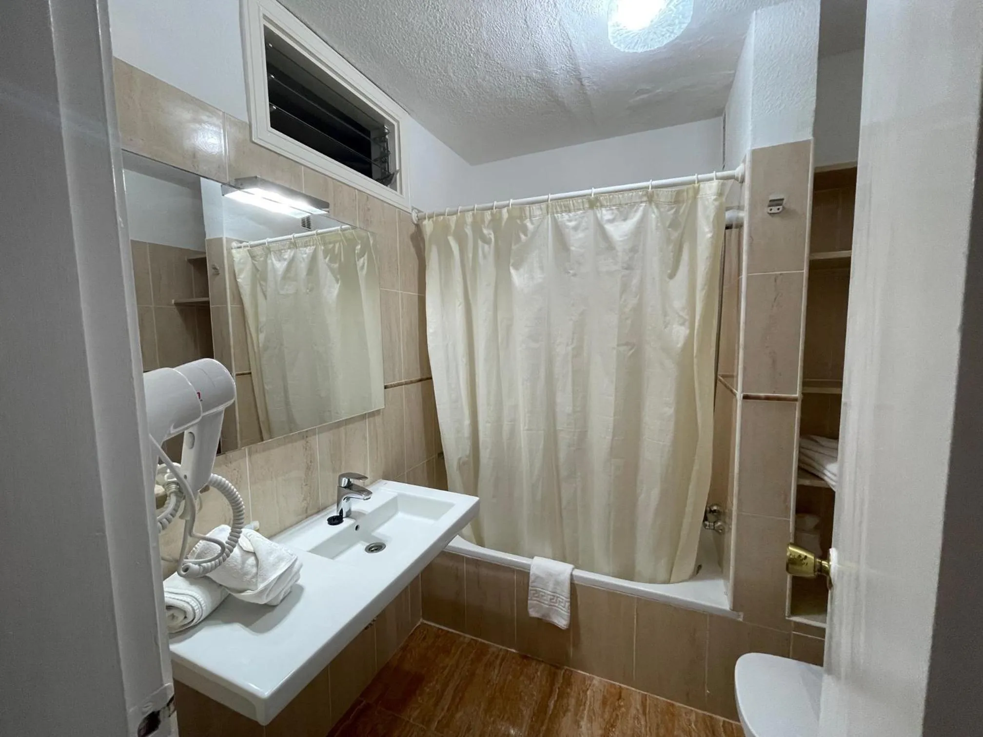 Shower in Apartamentos Los Tarajales