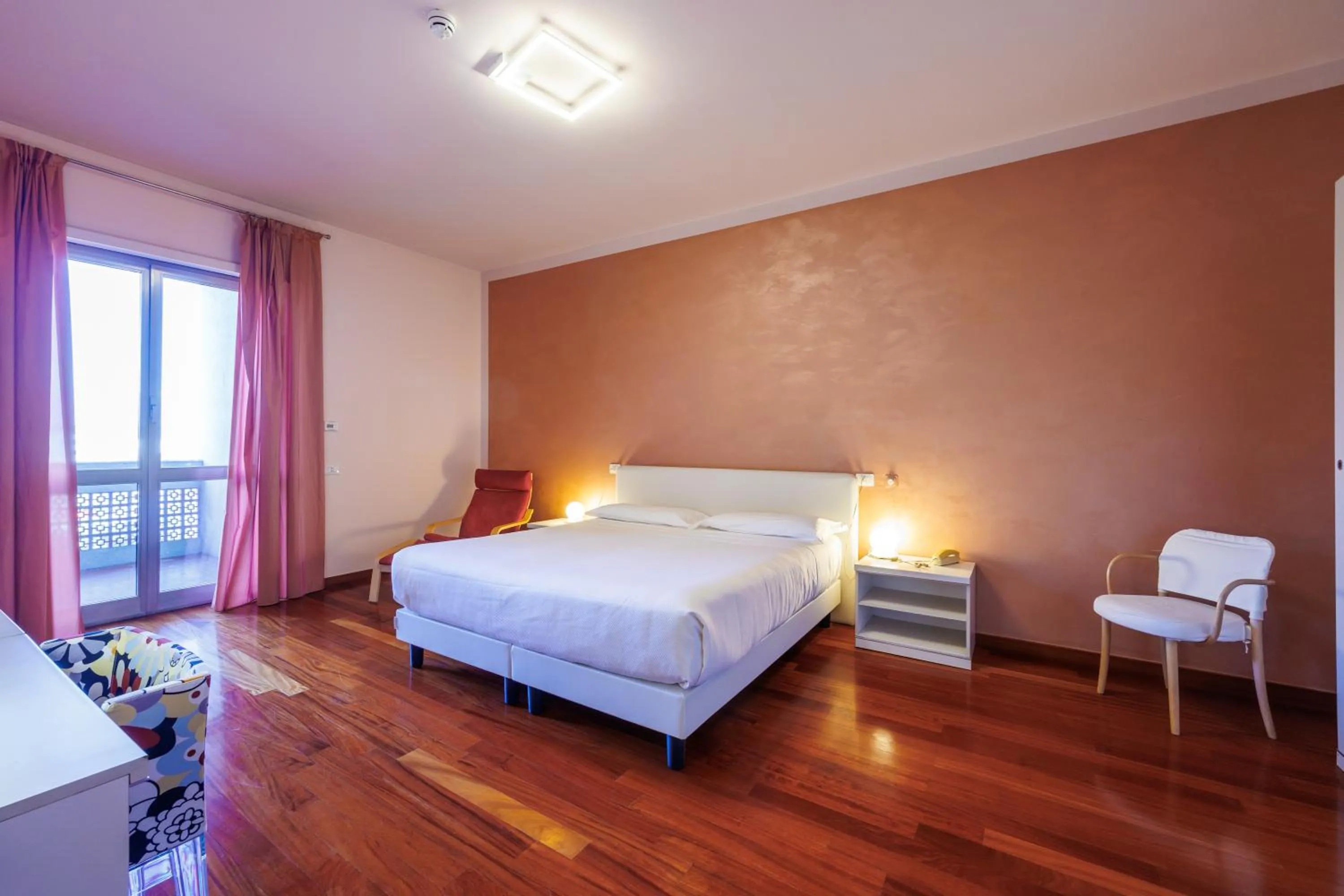 Bedroom, Bed in Residence Hotel Torino Uno