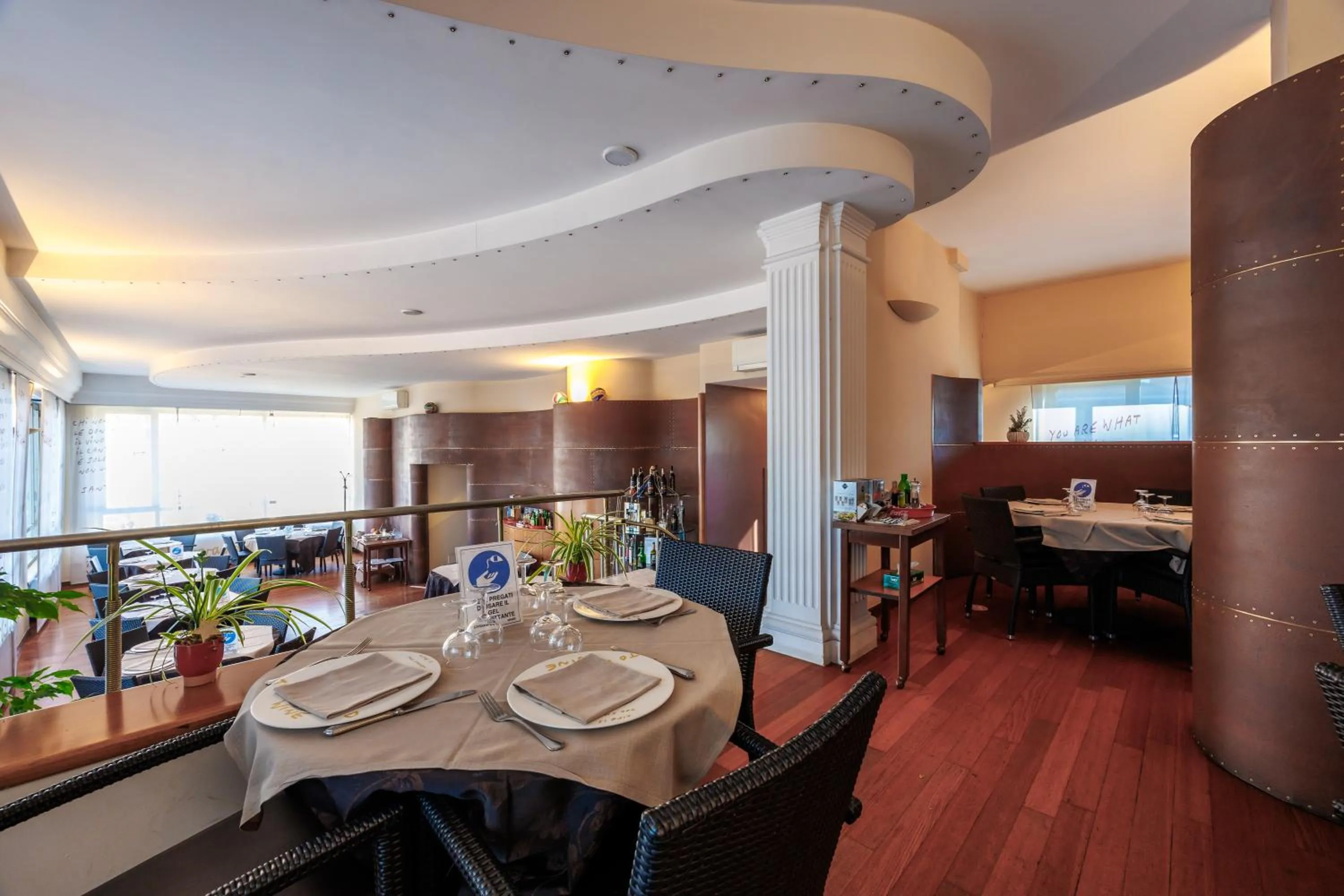 Restaurant/places to eat in Residence Hotel Torino Uno