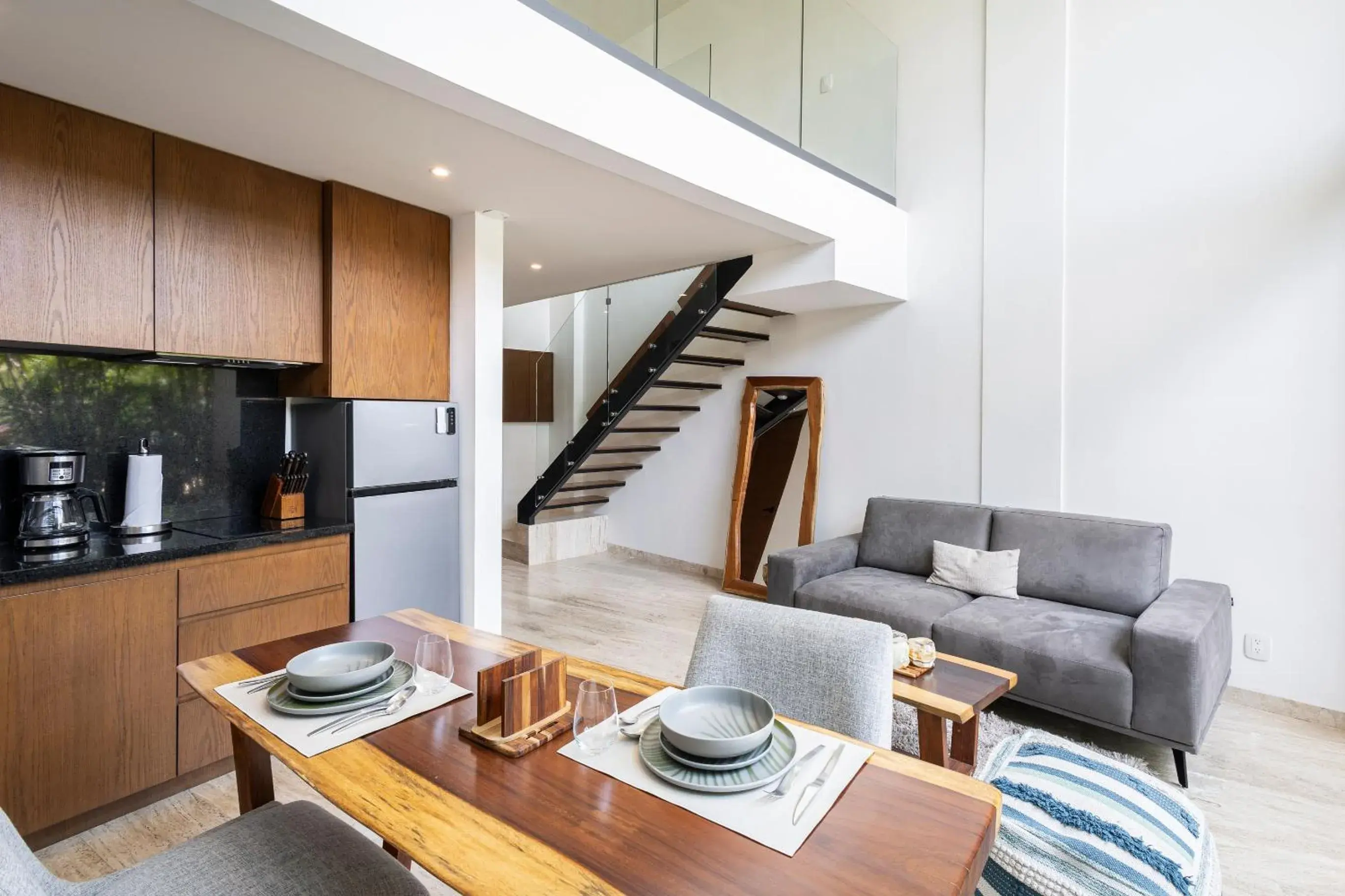 Loft in Mistiq Gardens Loft in Mistiq Gardens