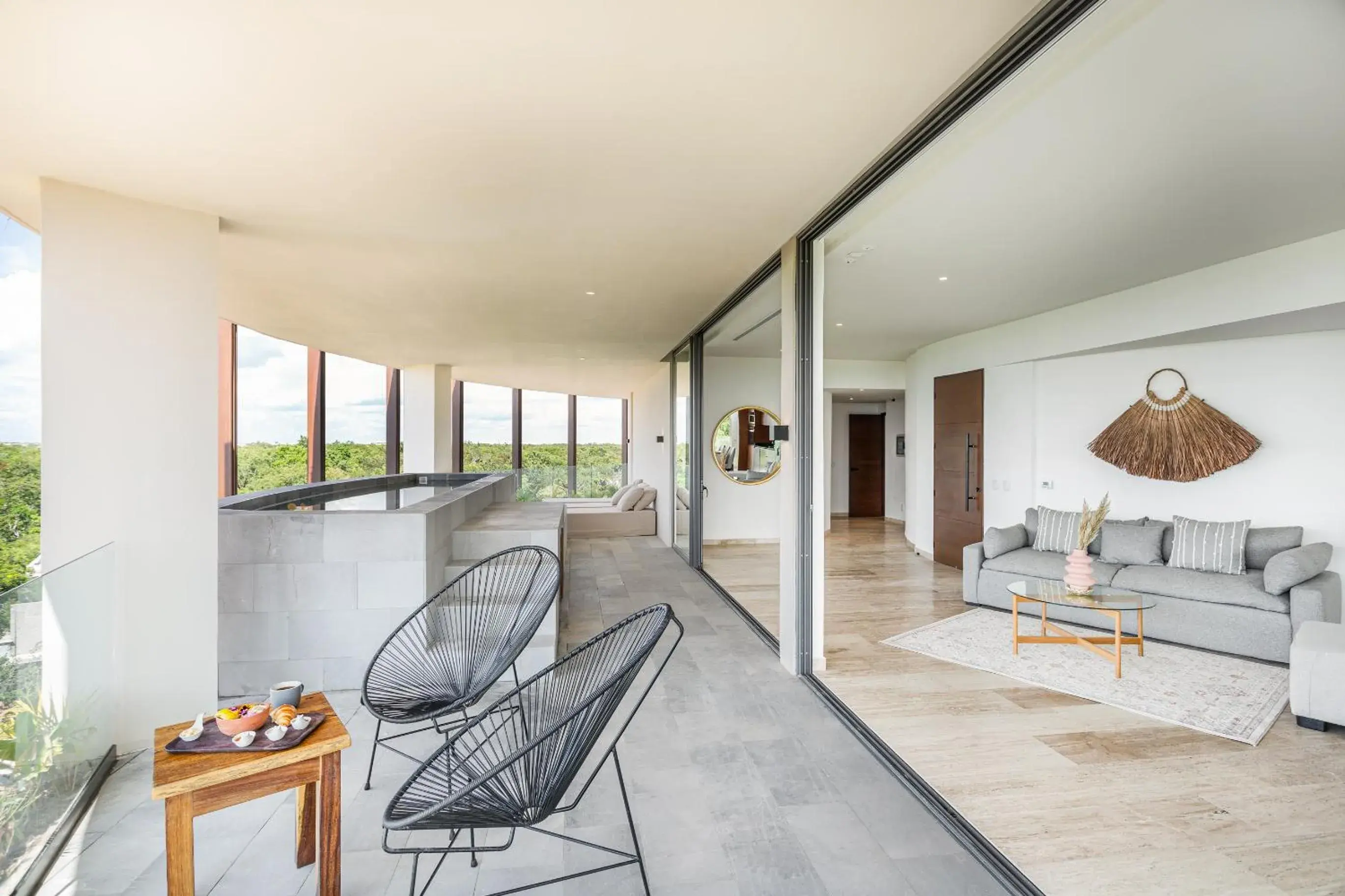 Three-Bedroom Apartment in Mistiq Gardens Three-Bedroom Apartment in Mistiq Gardens