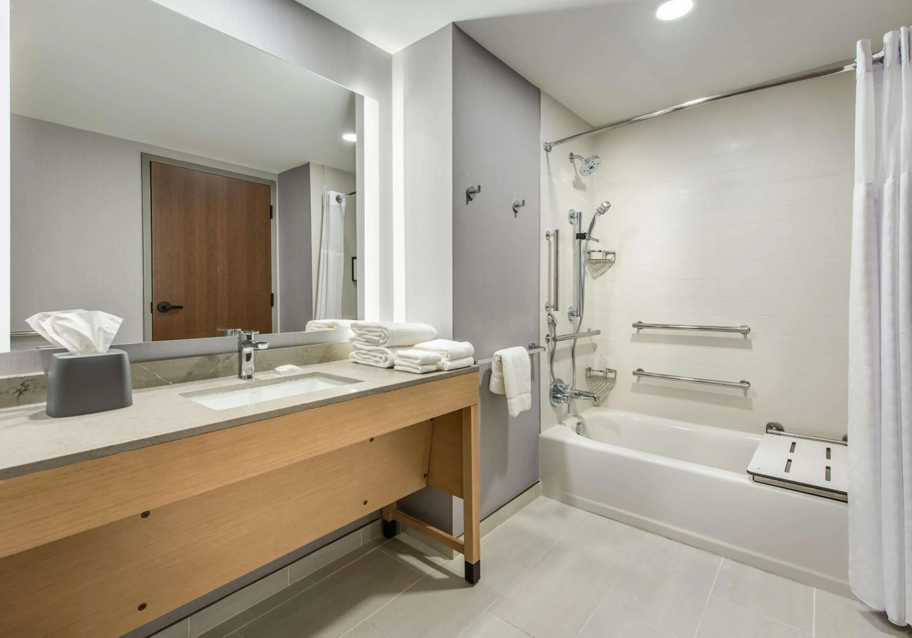 Bathroom in Hyatt Place Kent Narrows And Marina