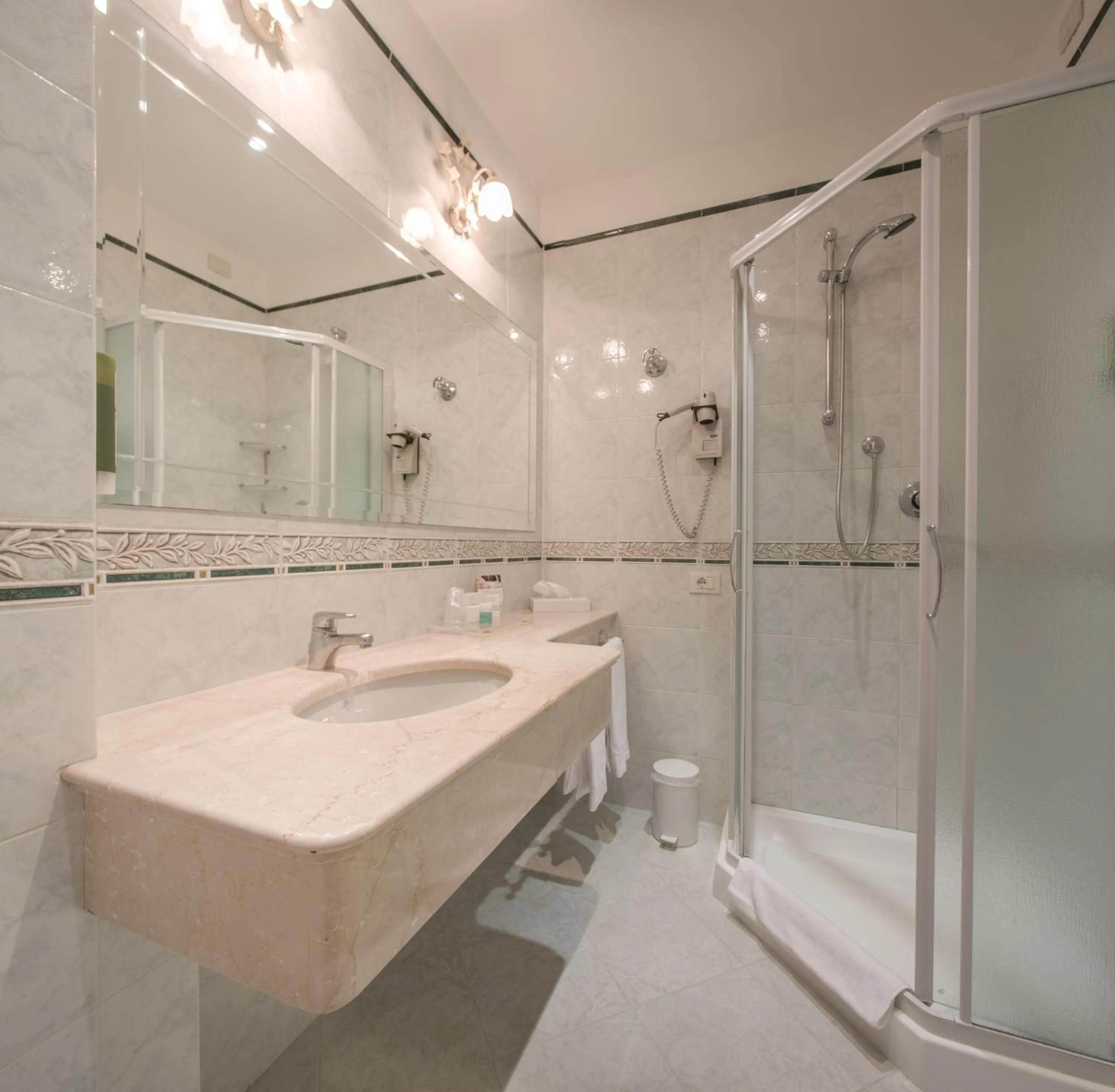 Bathroom in Hotel Spiaggia d'Oro - Charme & Boutique - Garda Lake Collection