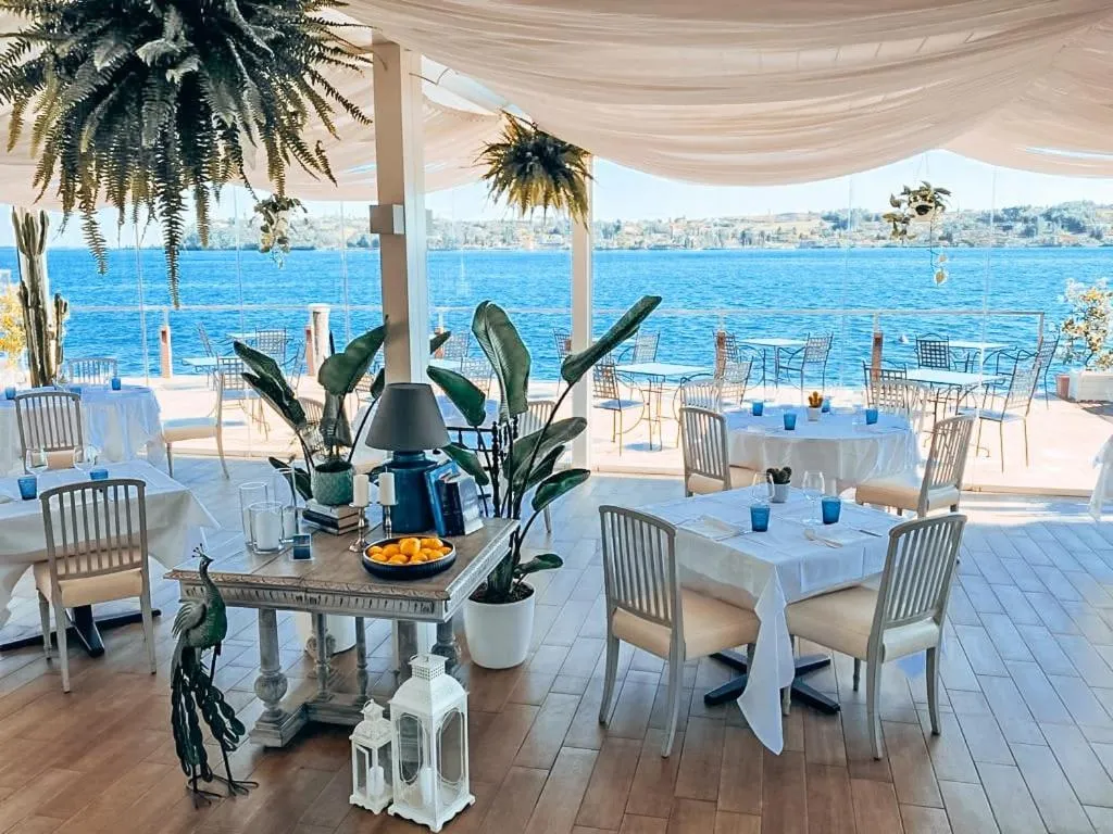 Restaurant/places to eat in Hotel Spiaggia d'Oro - Charme & Boutique - Garda Lake Collection