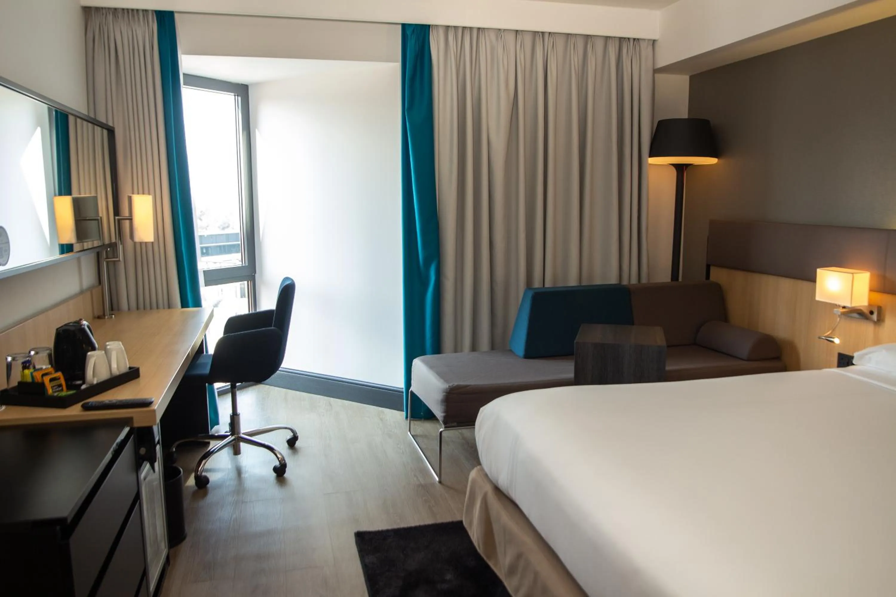 Bed in Novotel London Wembley