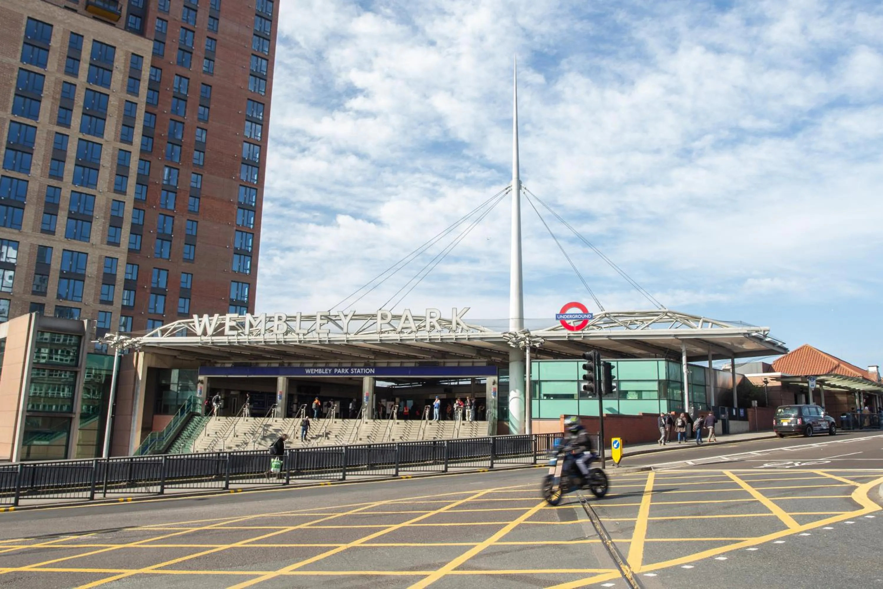 Day in Novotel London Wembley