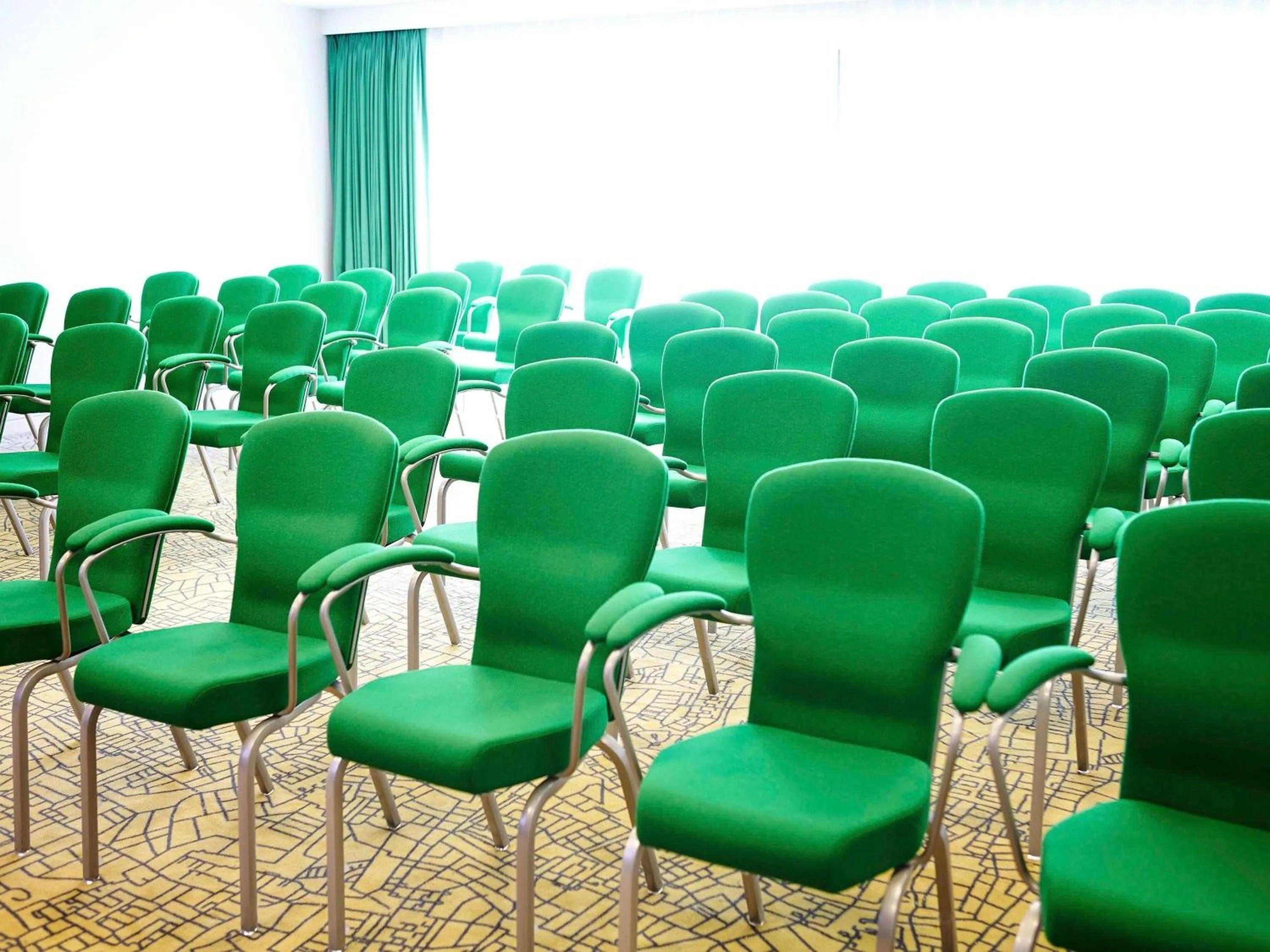 Meeting/conference room in Novotel London Wembley