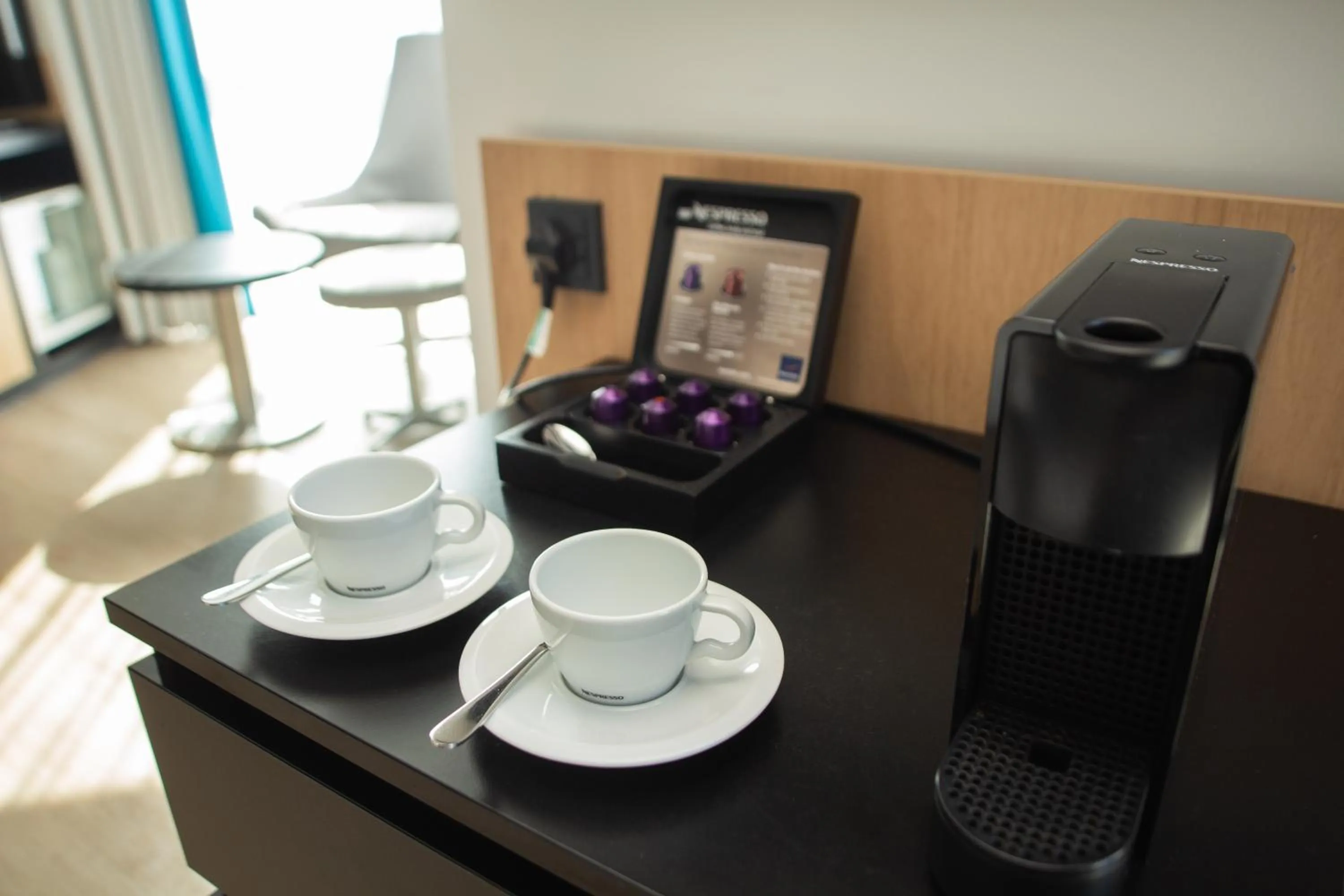 Coffee/tea facilities in Novotel London Wembley