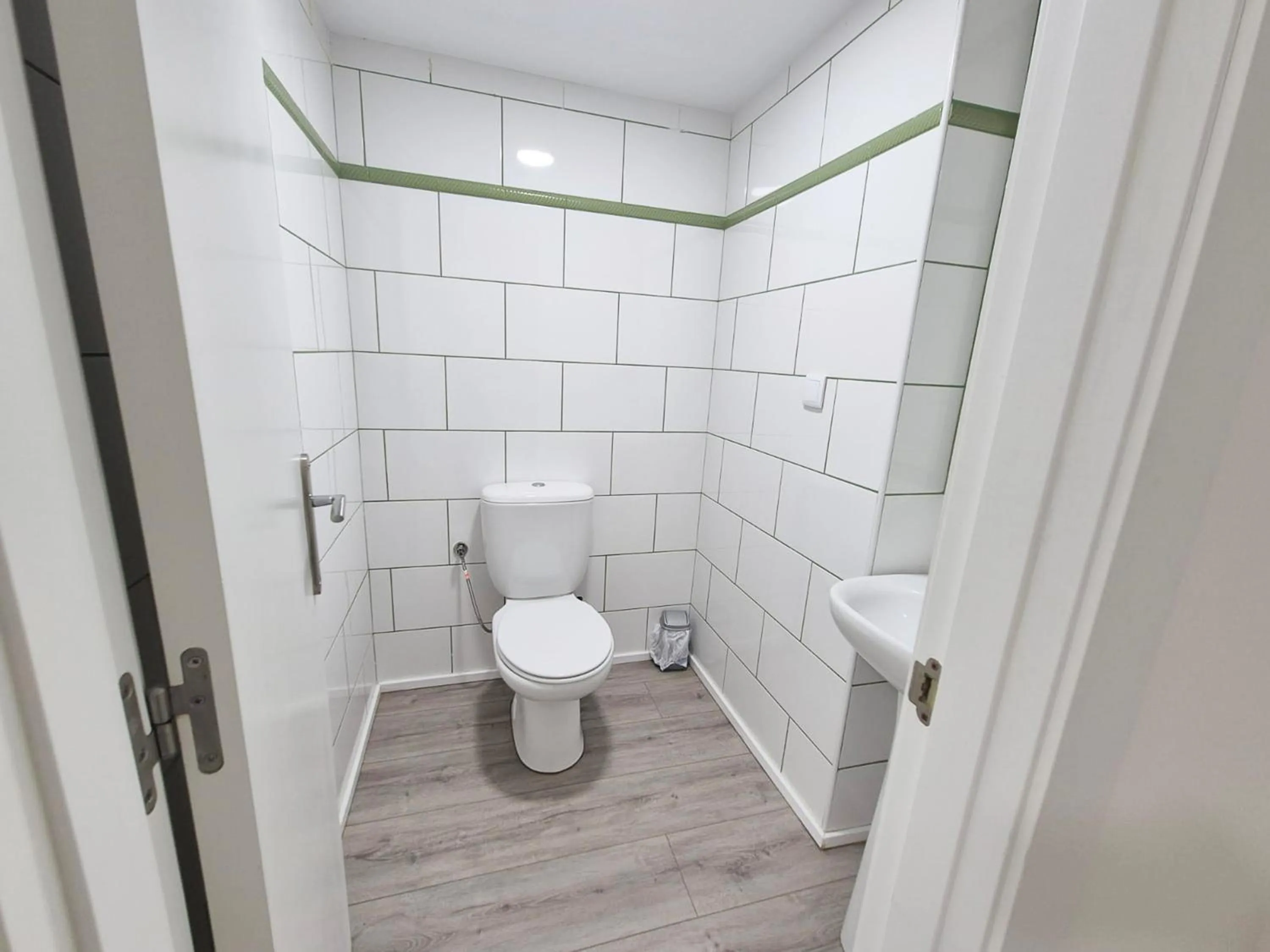 Toilet in La Maruca Beach Santander 3000