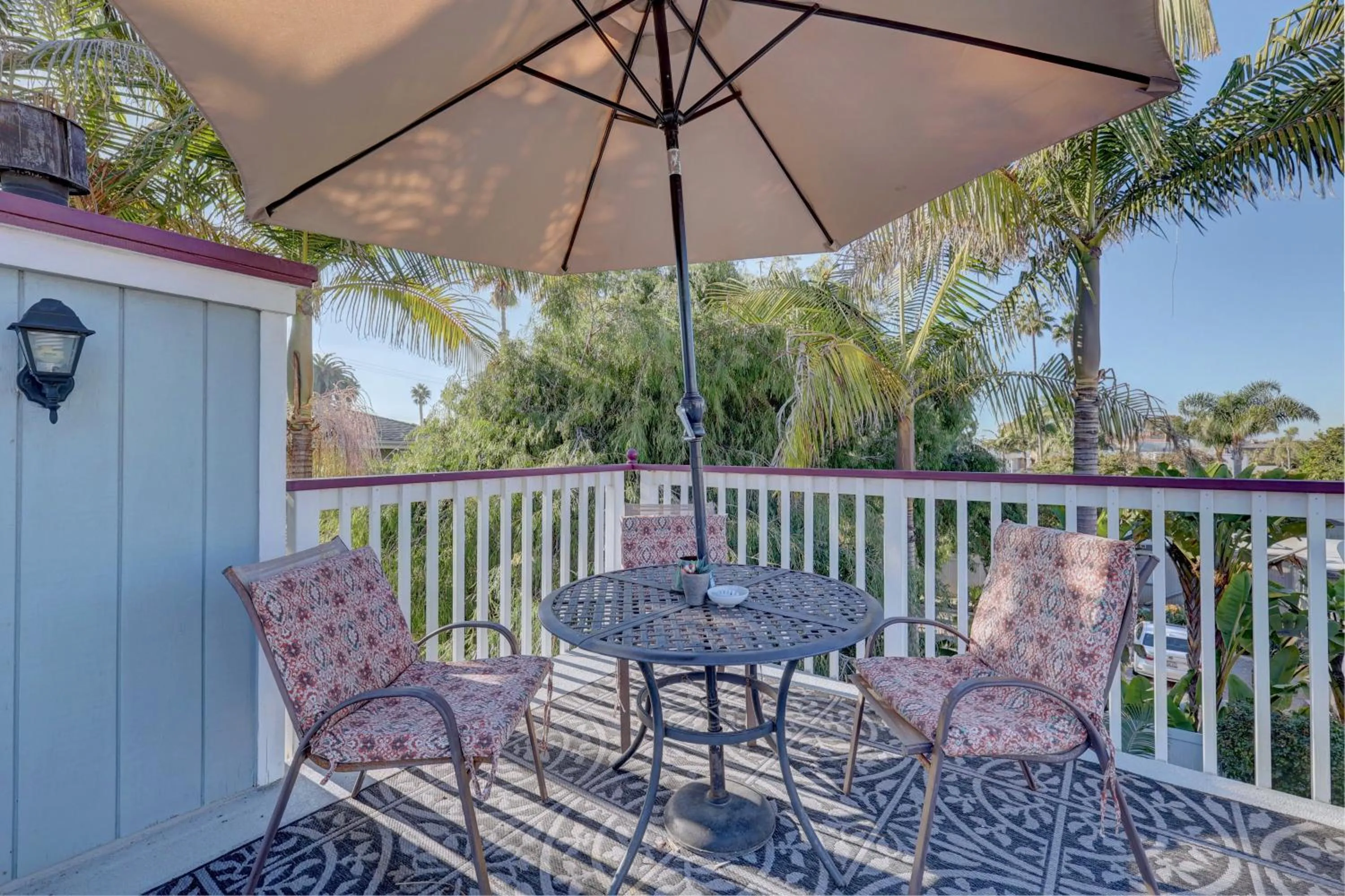 Balcony/Terrace in Pelican Cove Inn