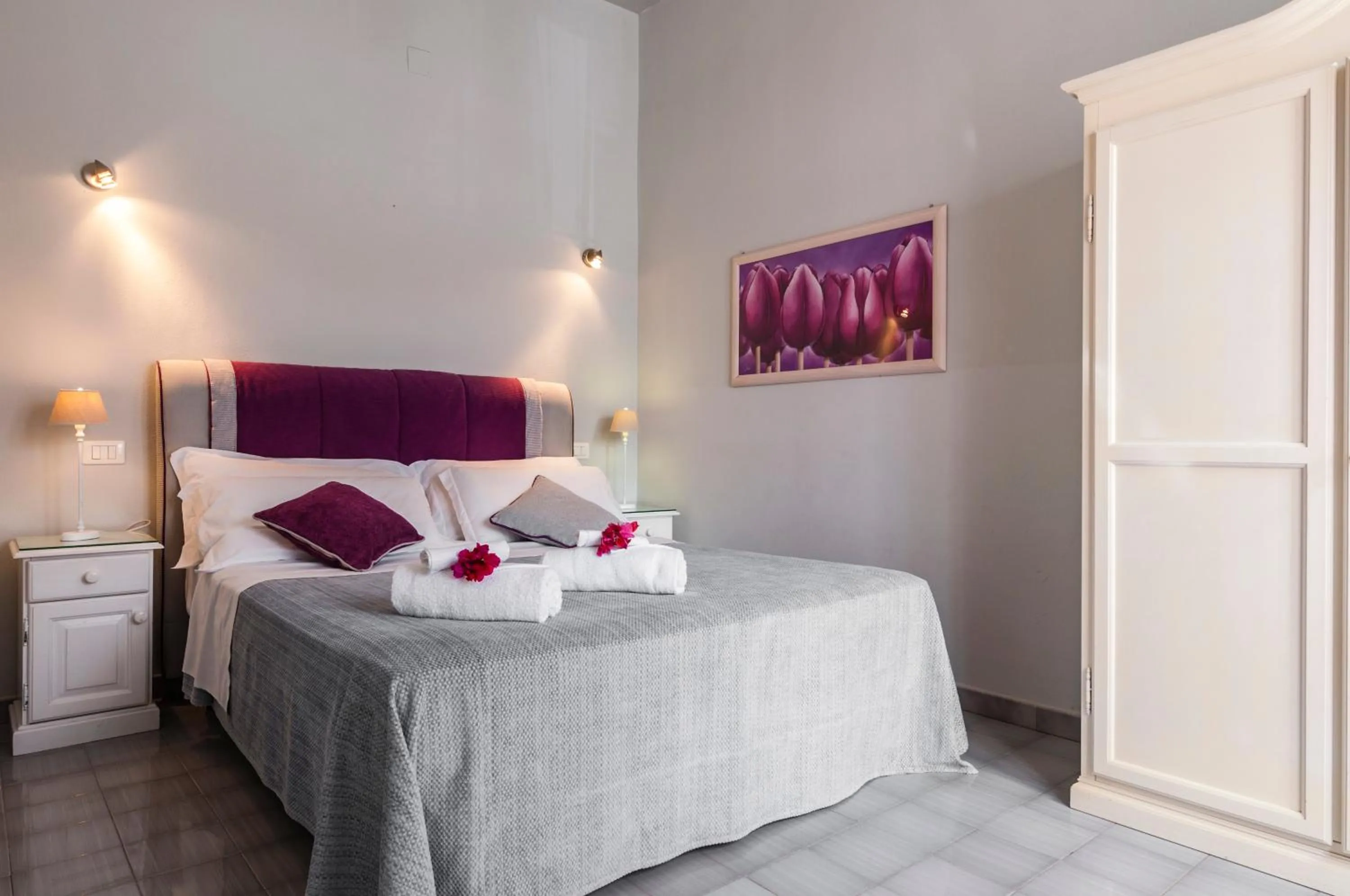 Bed in Stella del mare Apartments