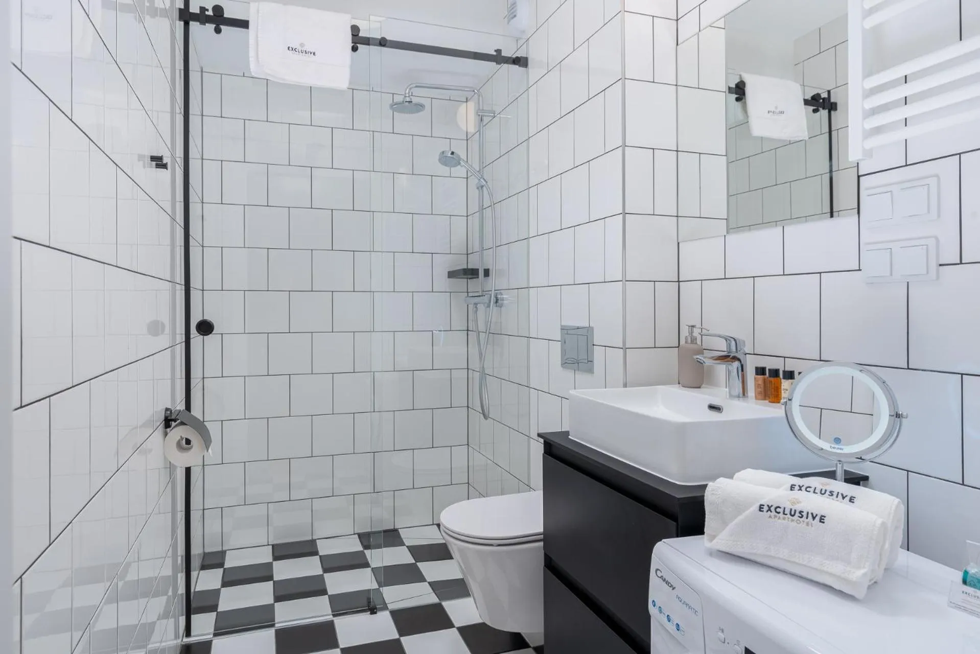 Bathroom in EXCLUSIVE Aparthotel Kraków Lubicz 40