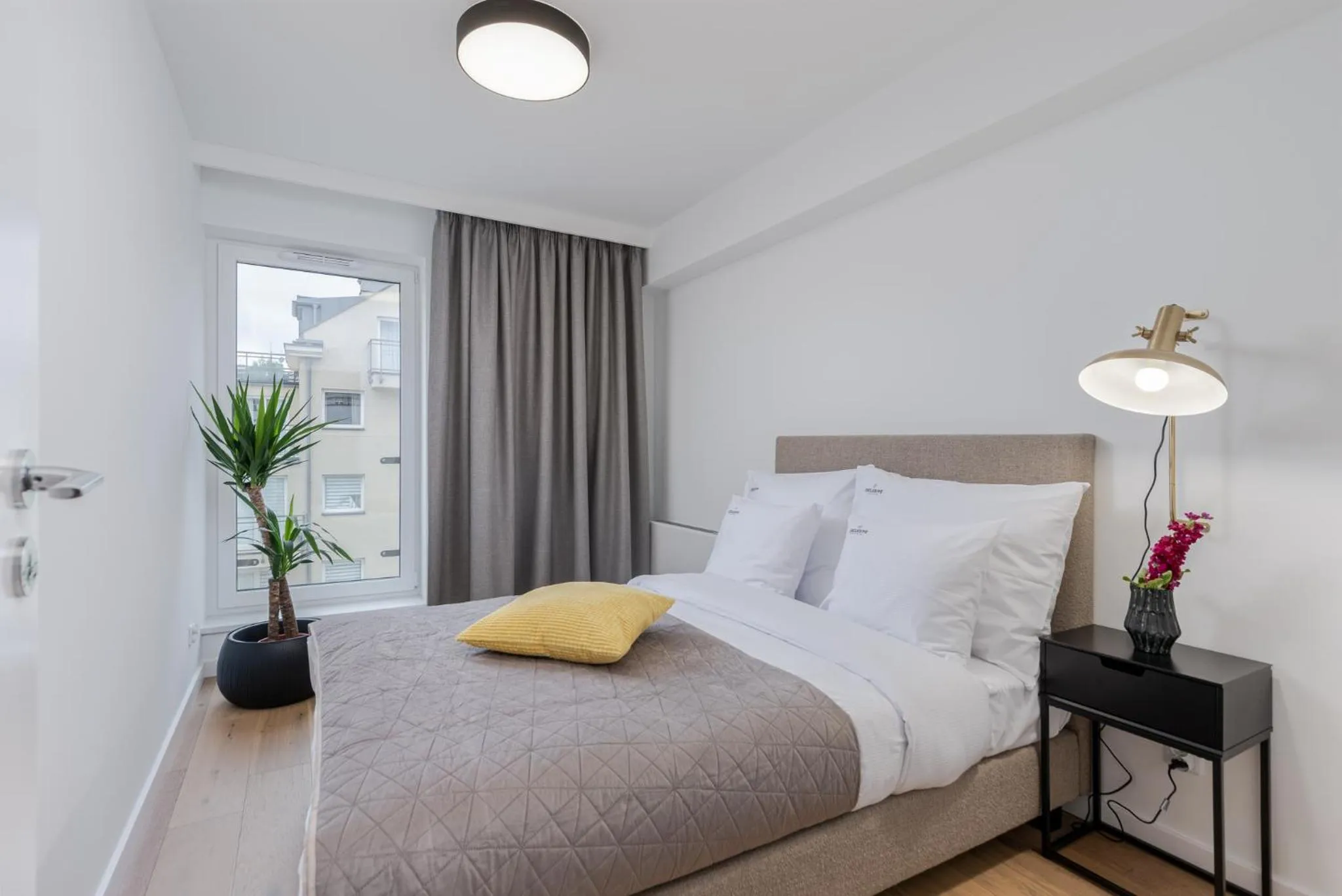 Bed in EXCLUSIVE Aparthotel Kraków Lubicz 40