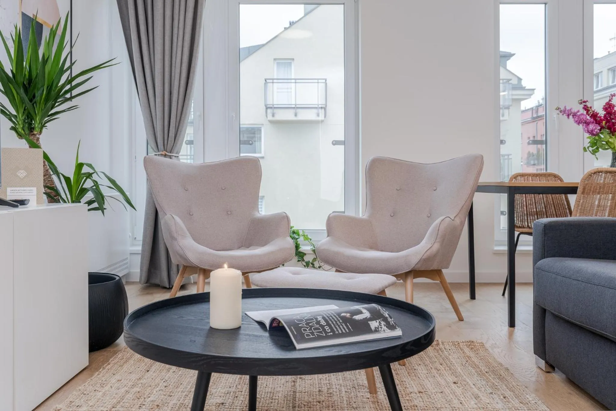 Living room in EXCLUSIVE Aparthotel Kraków Lubicz 40
