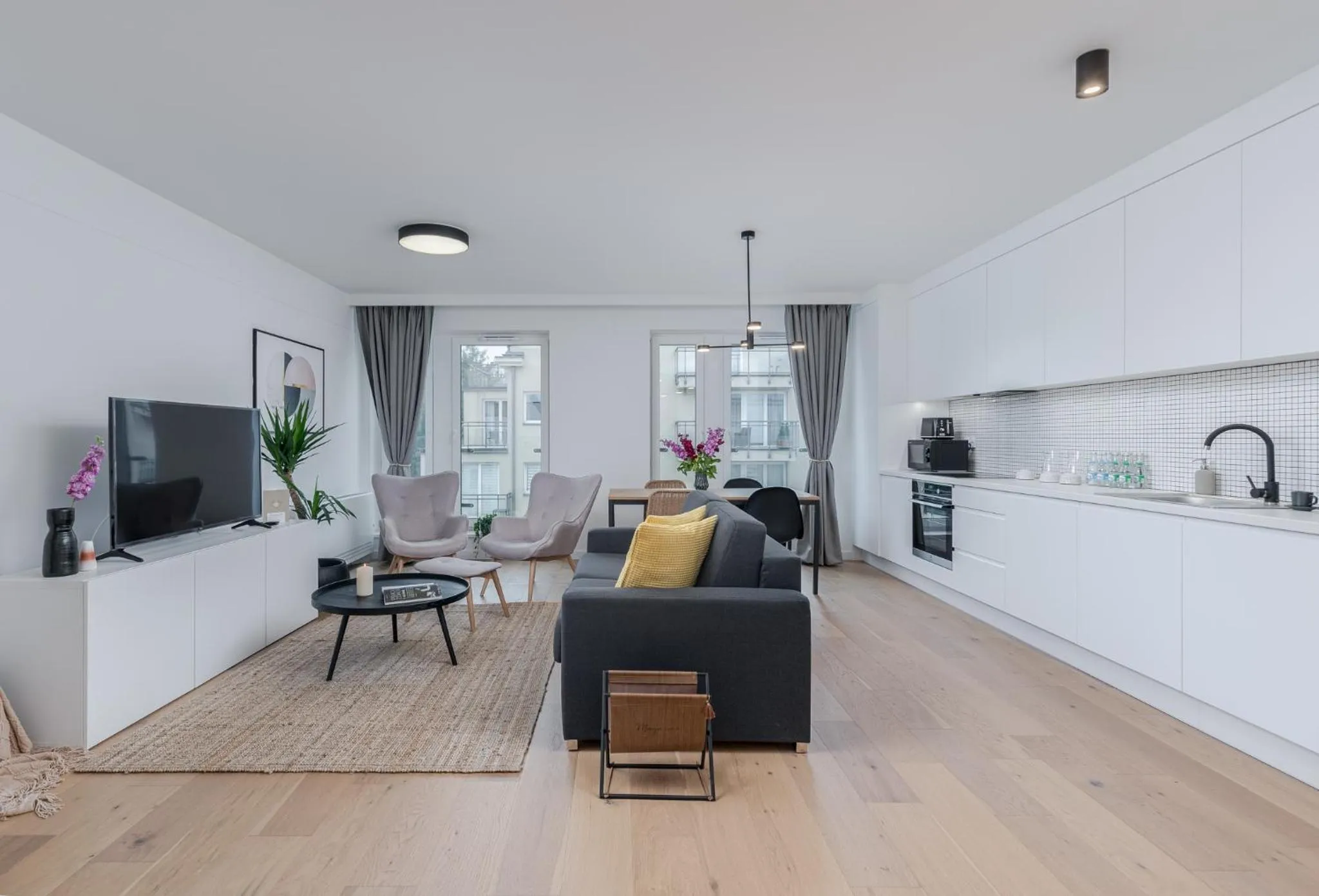 Living room in EXCLUSIVE Aparthotel Kraków Lubicz 40