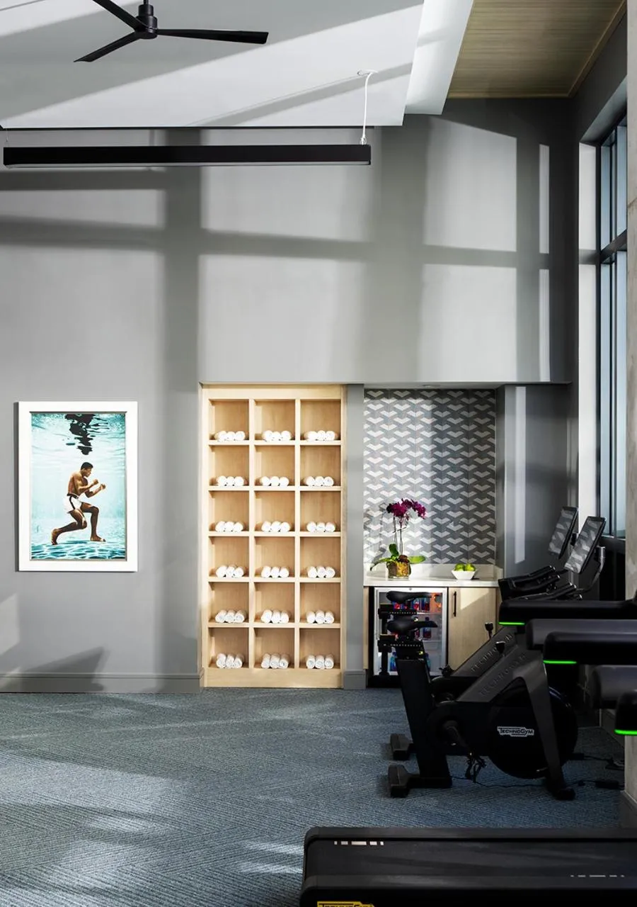 Fitness centre/facilities in AKA West Palm