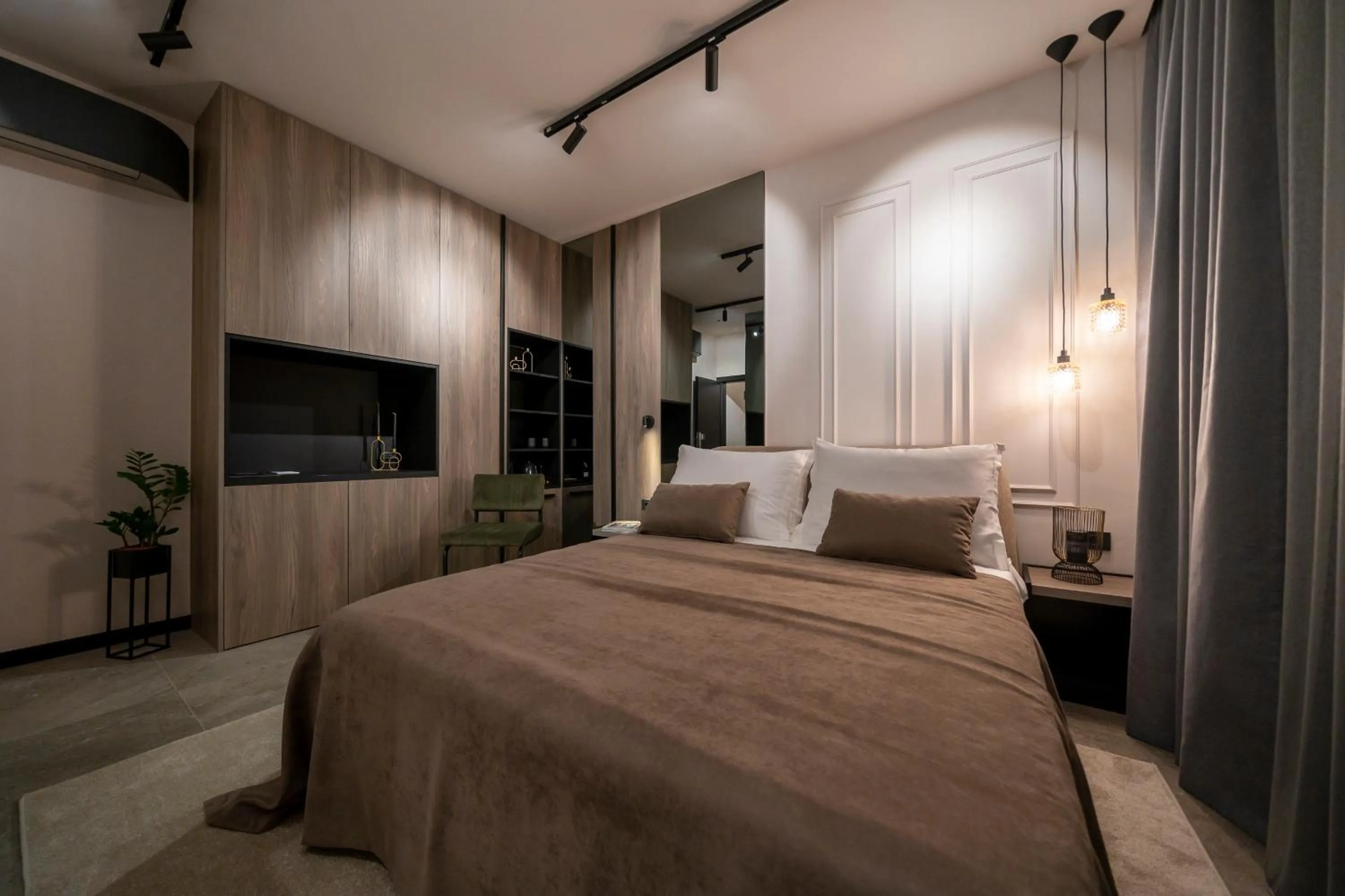 Bed in VELVET rooms & more