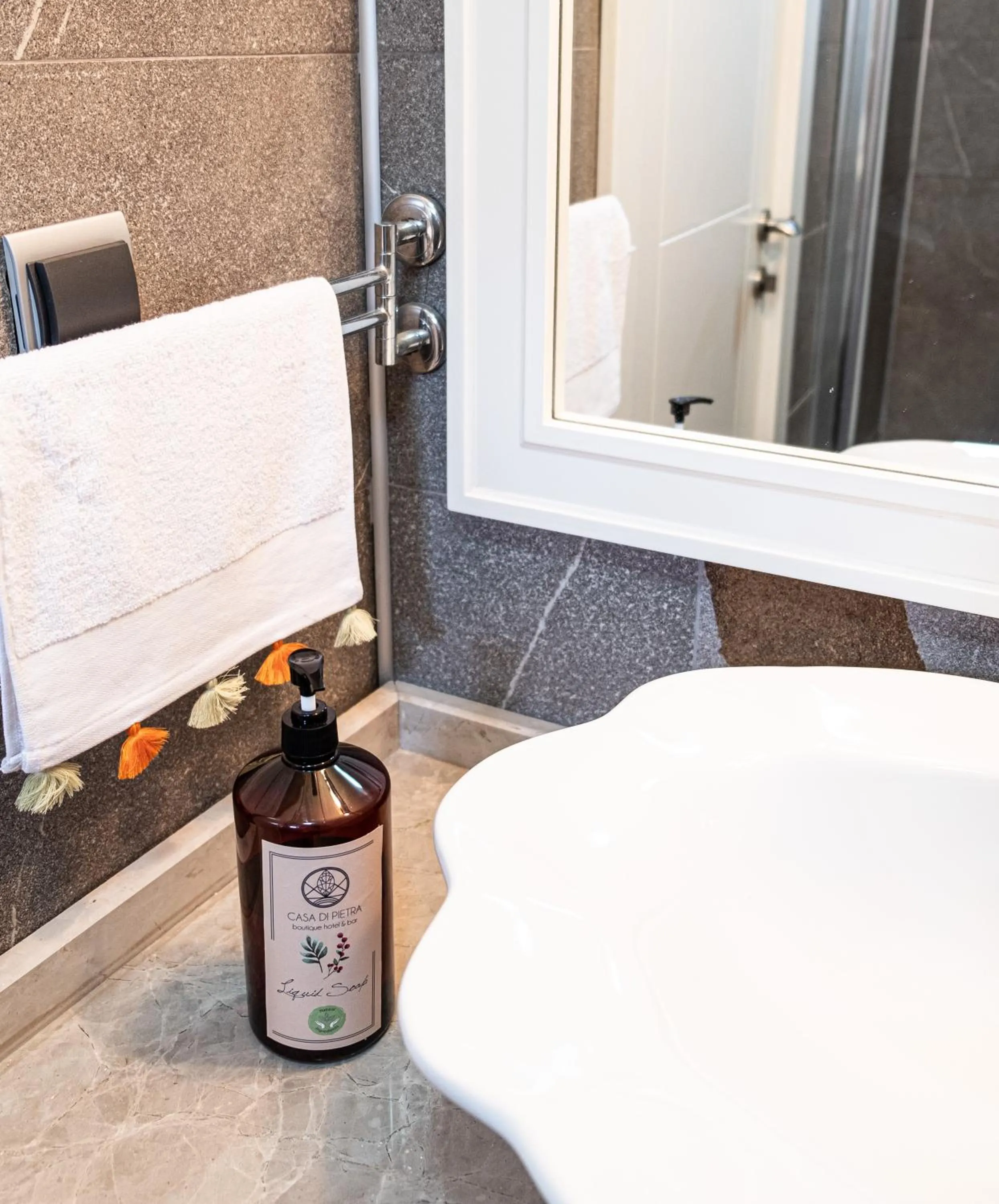 Bathroom in Casa Di Pietra