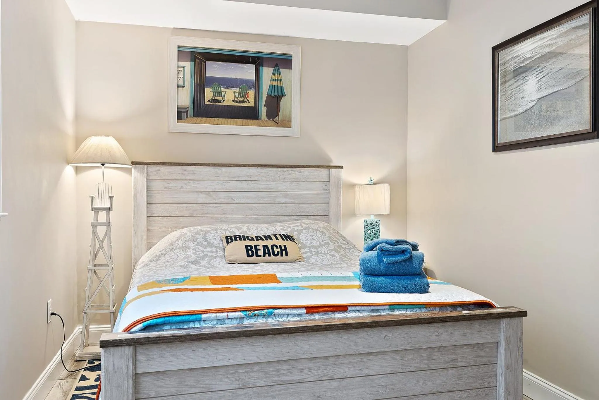 Bed in Unit C back lower unit Surfers Hideway Parking Near Lighthouse