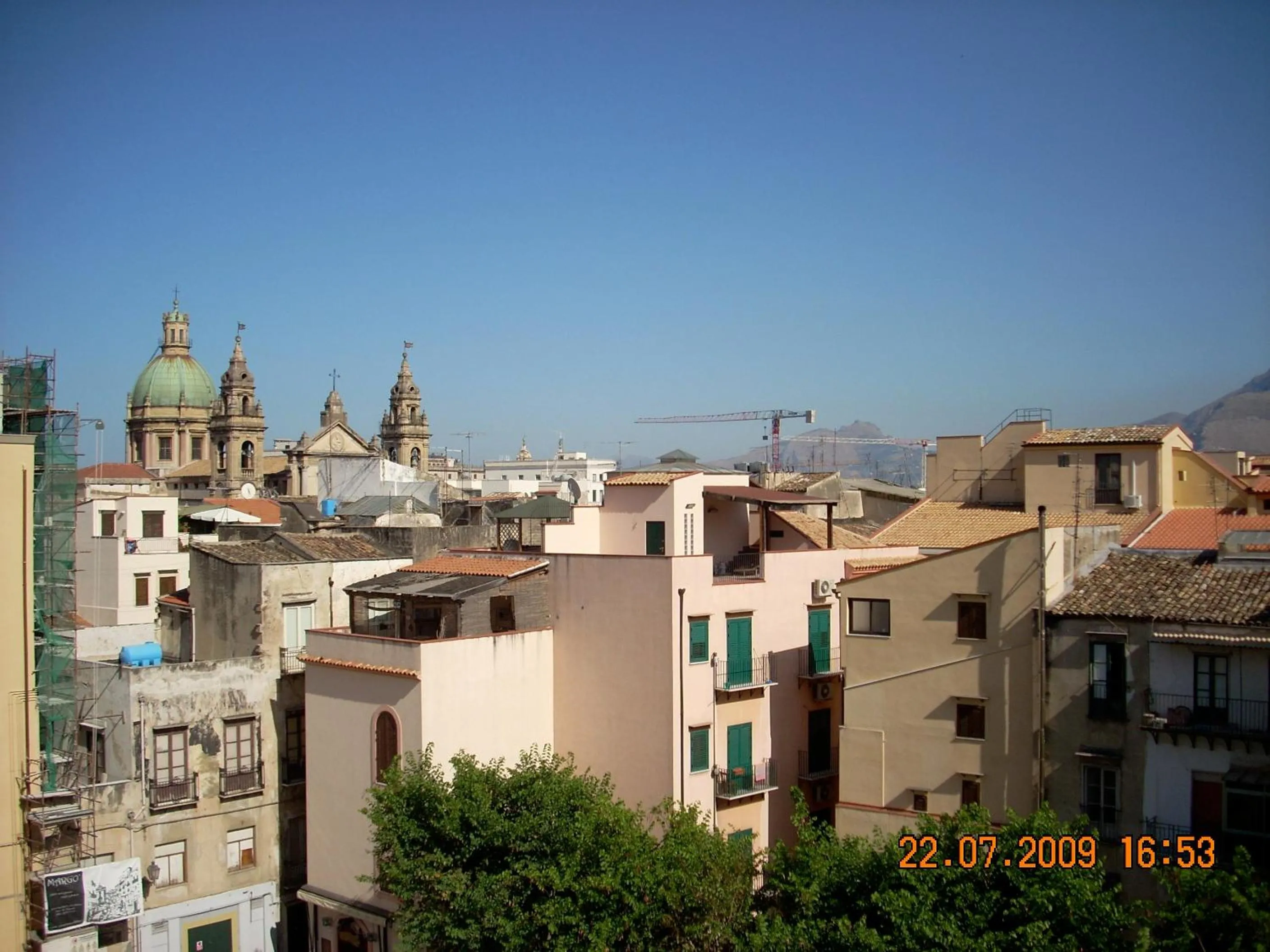 City view in Casa Cavour