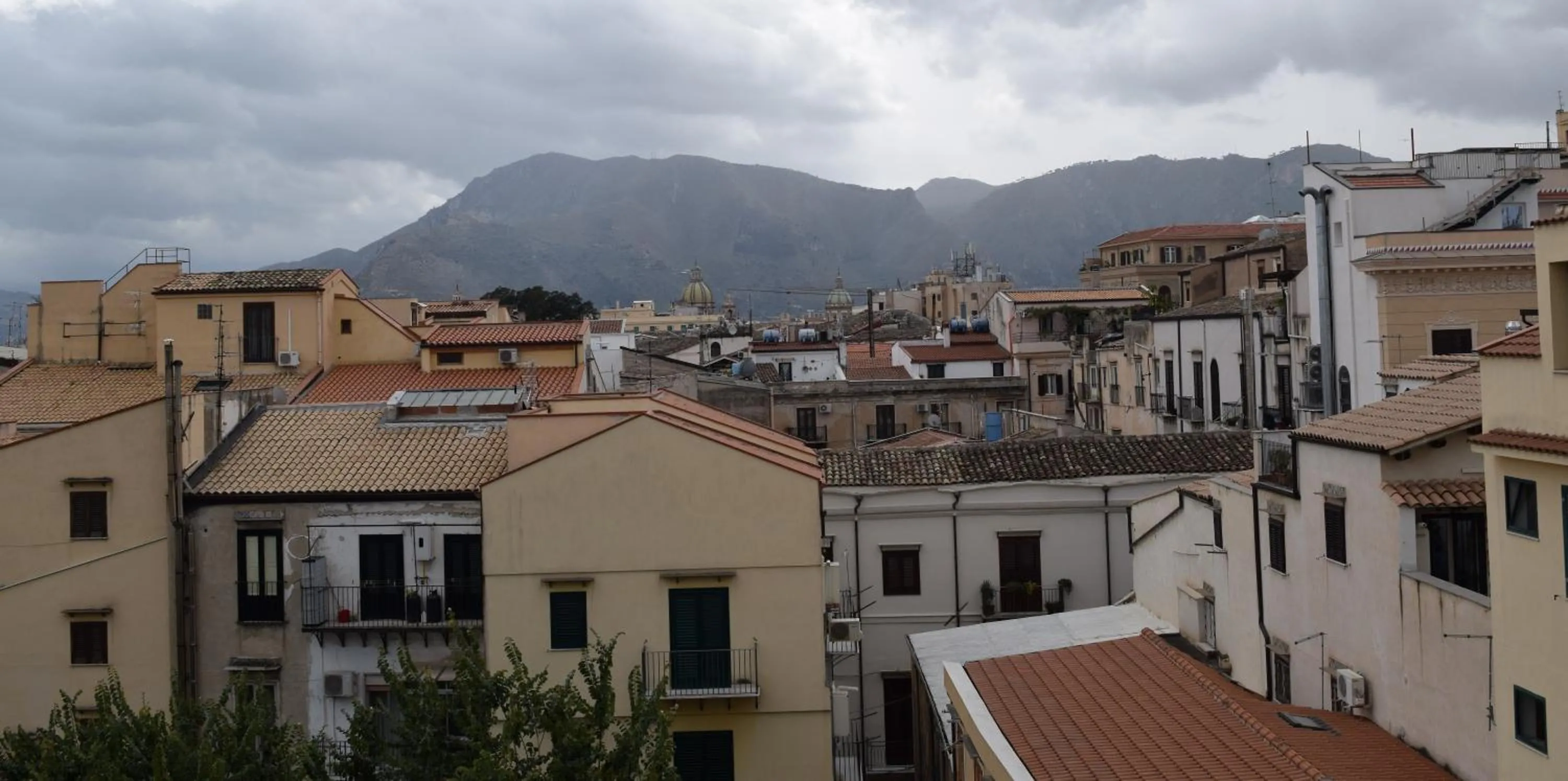 Nearby landmark in Casa Cavour