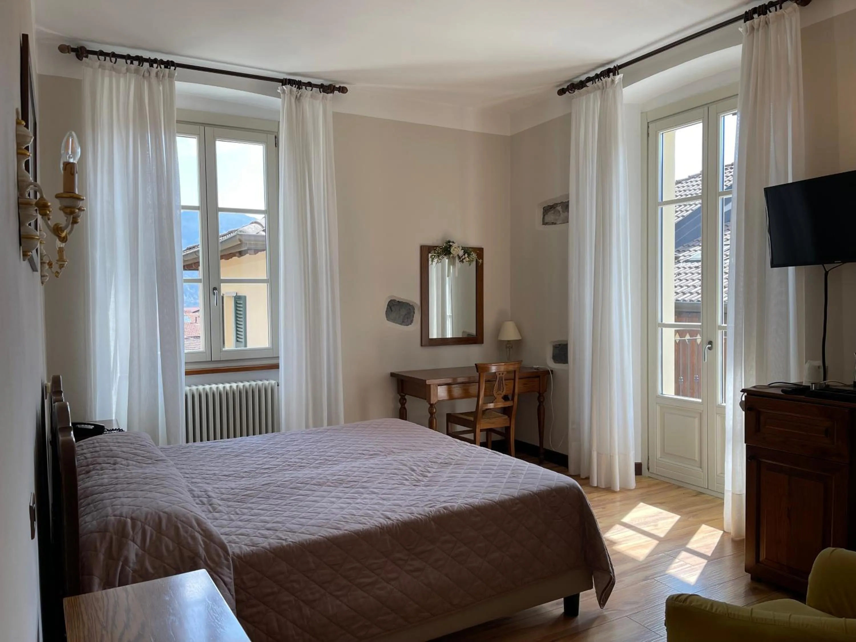 Photo of the whole room in Hotel La Torre