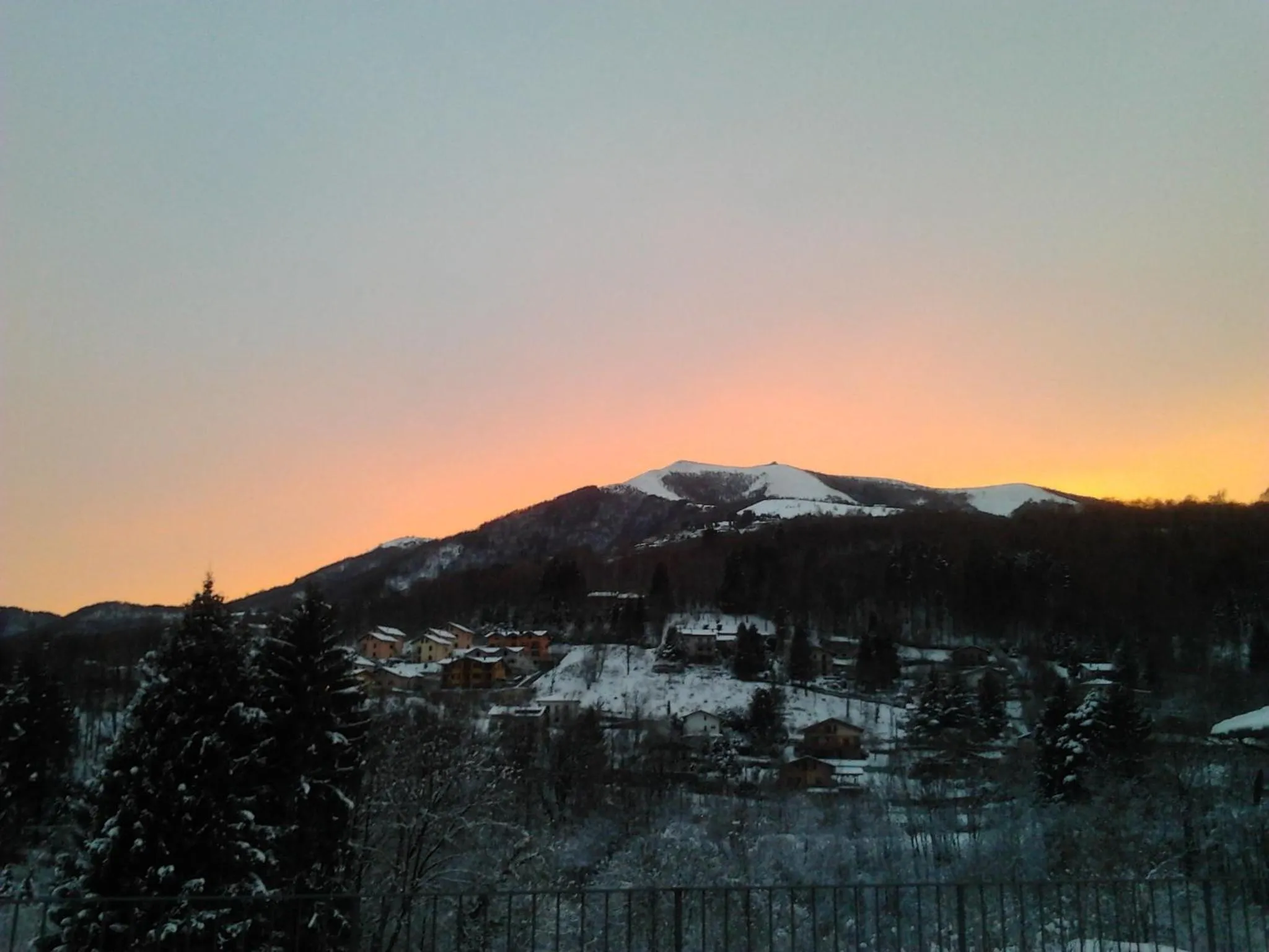 Photo of the whole room in Hotel La Torre
