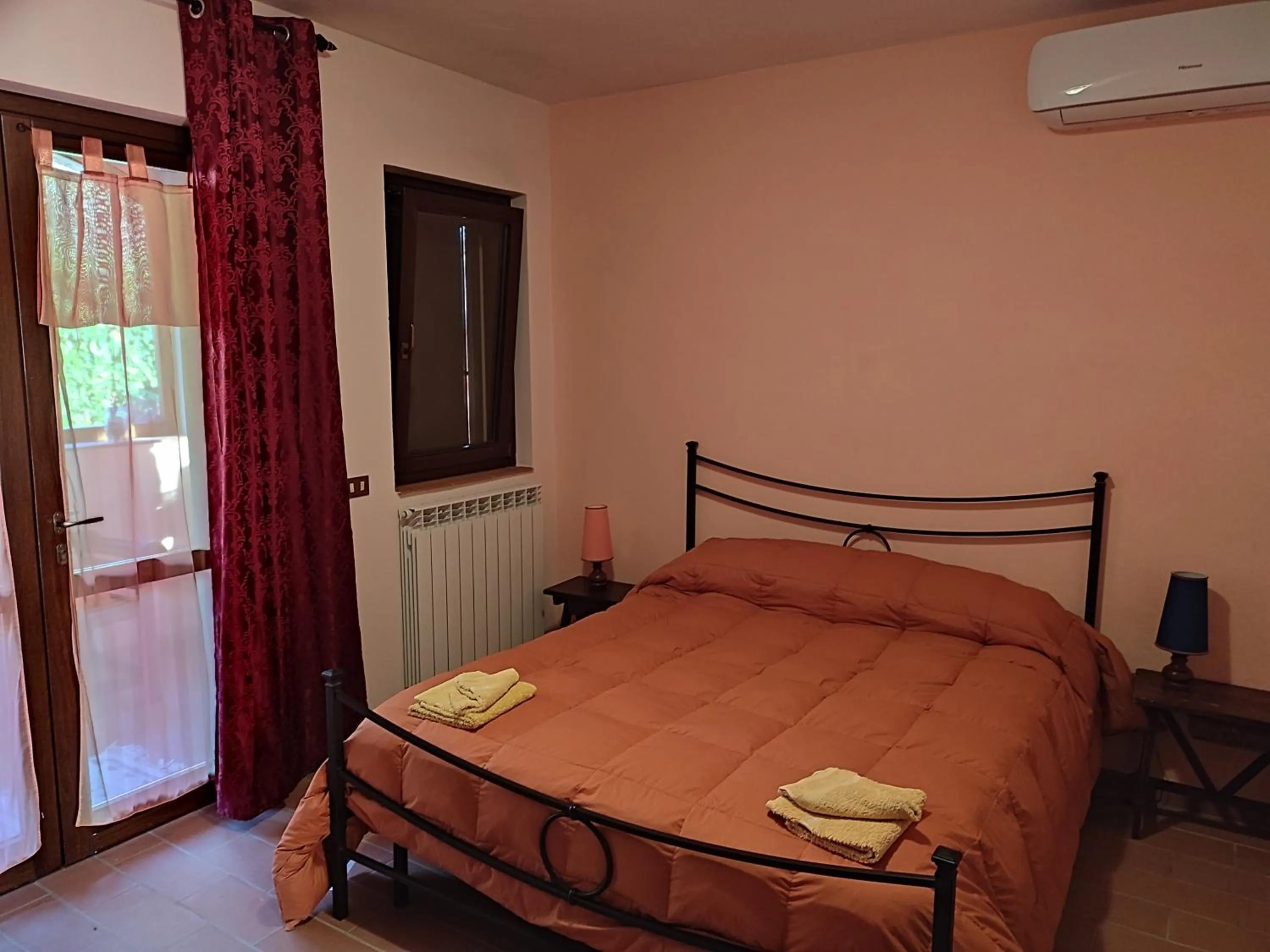 Bedroom in B&B Casale Roshlee