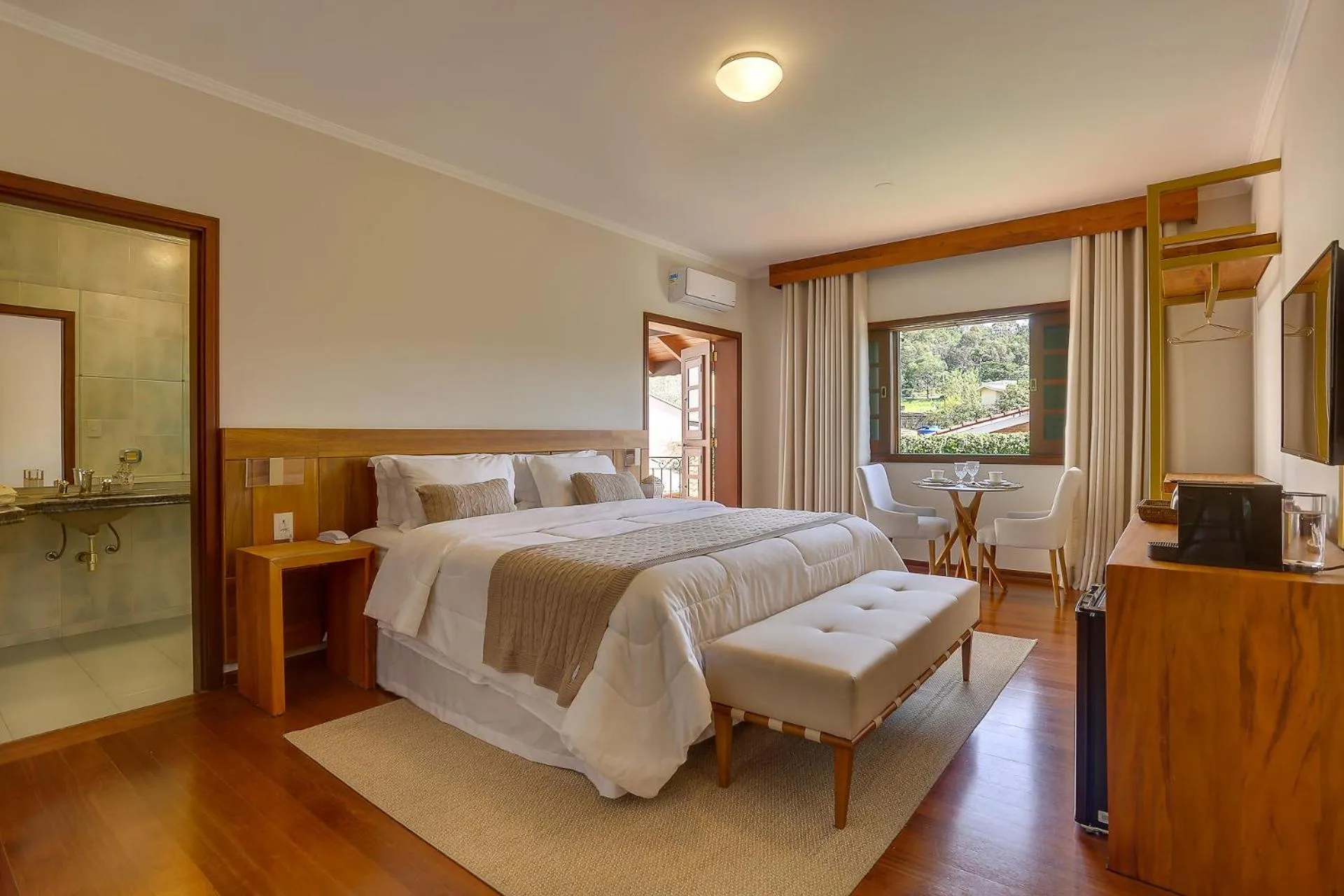 Photo of the whole room, Bed in Villa Boréal Hostellerie Pousada Boutique