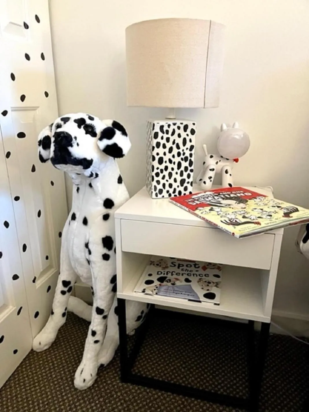 hair dresser in Disney Magic at Jiminy Mountain