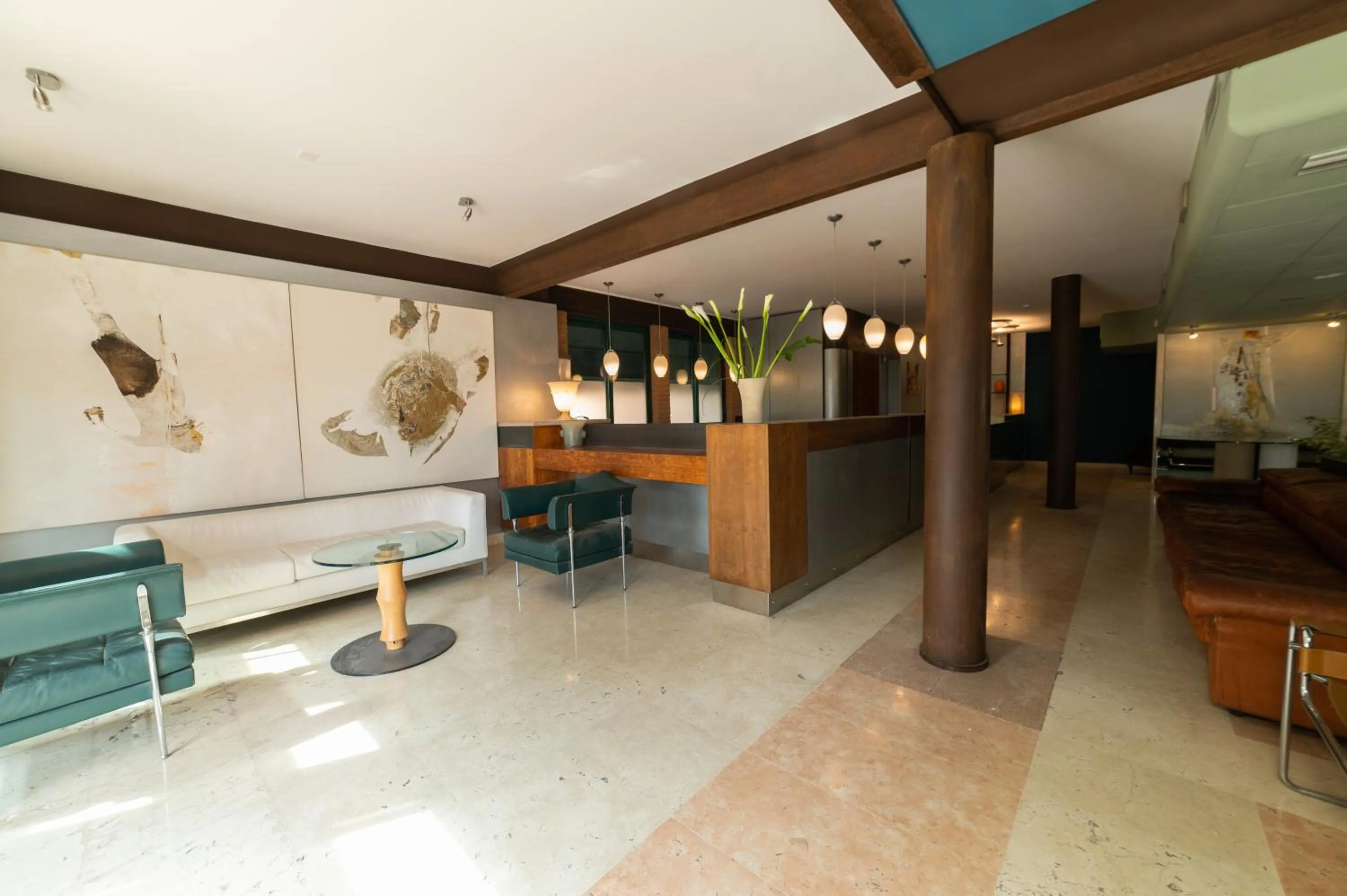 Lobby or reception in HOTEL QUERINI Essential Business Hotel Sandrigo