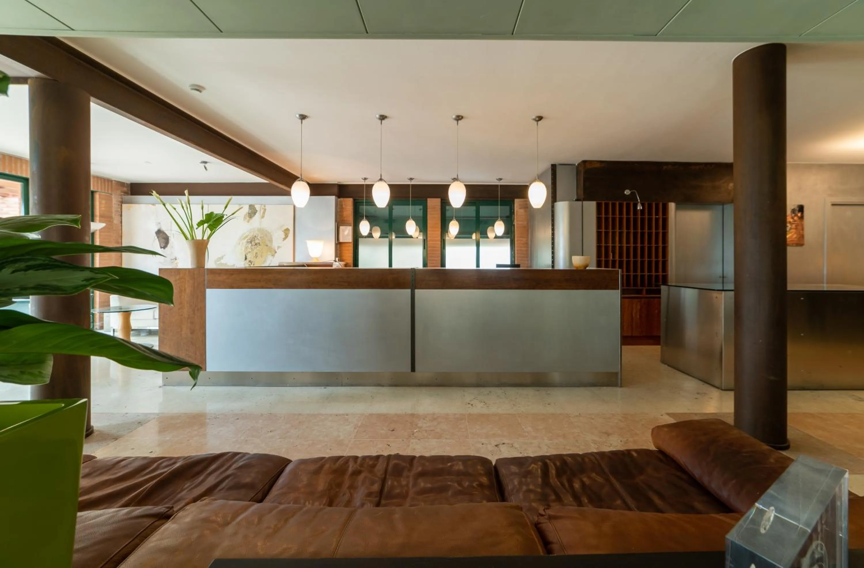 Lobby or reception in HOTEL QUERINI Essential Business Hotel Sandrigo