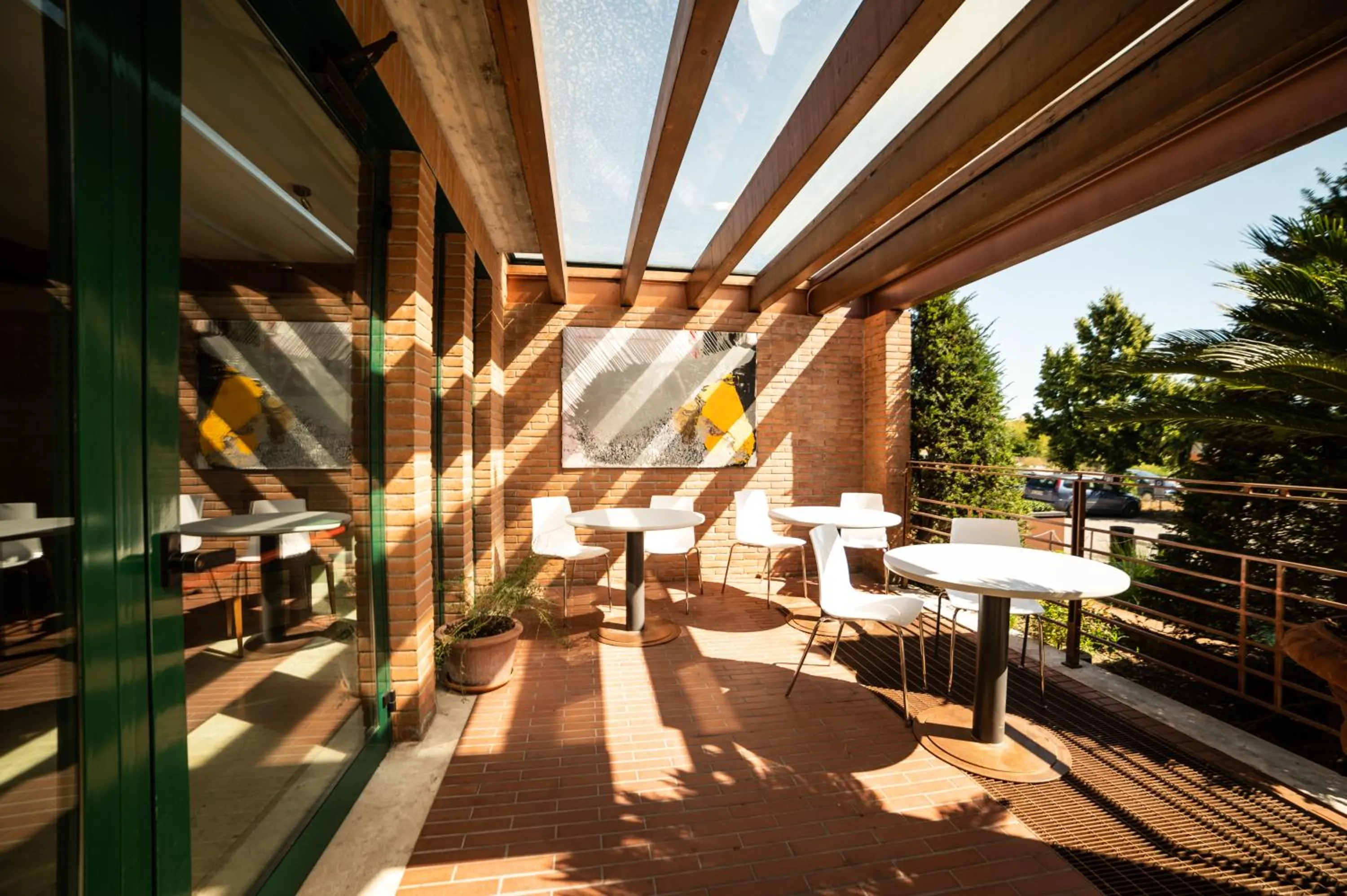 Patio in HOTEL QUERINI Essential Business Hotel Sandrigo