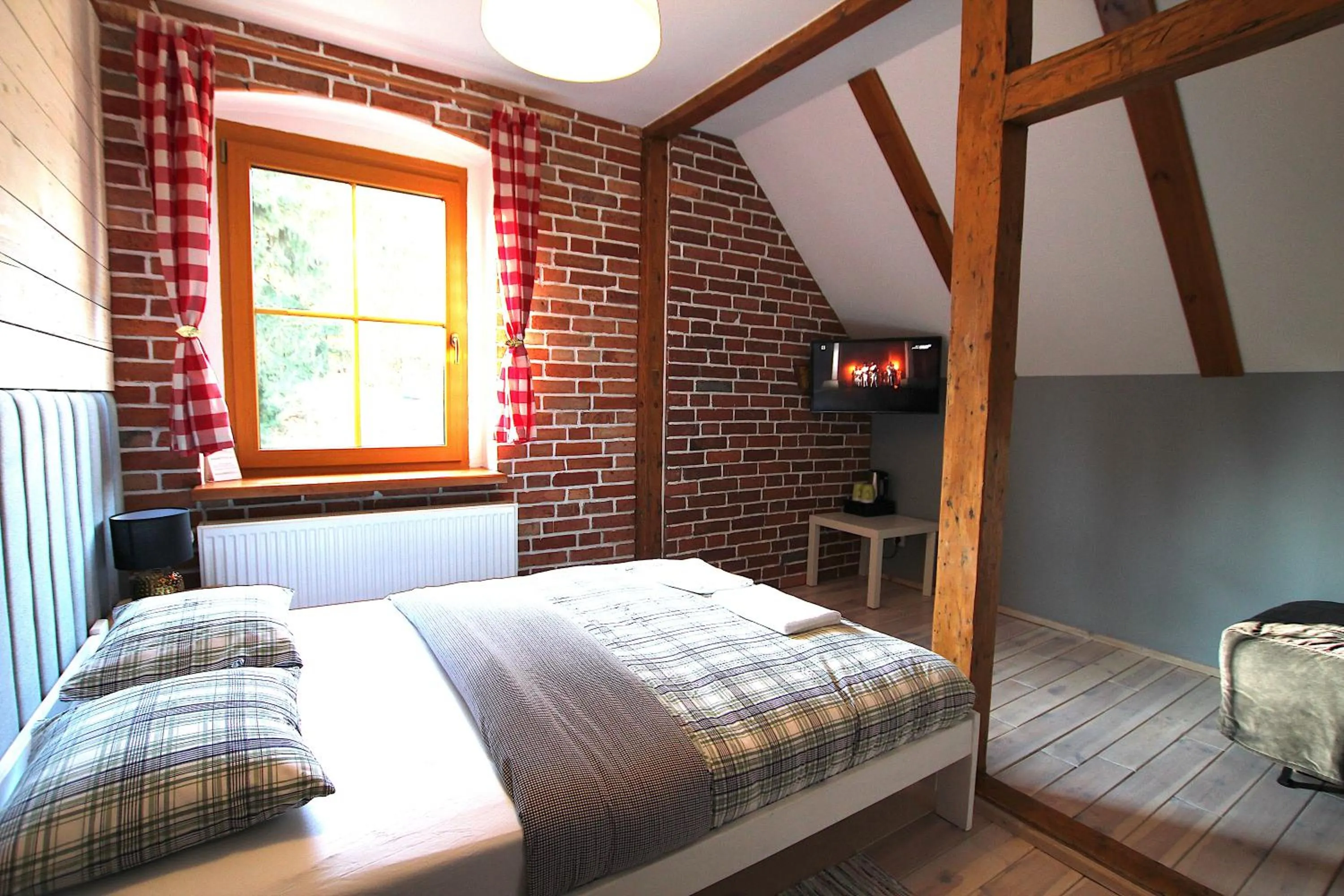 Bedroom, Bed in BORSZÓWKA Dom Nad Potokiem - Pensjonat