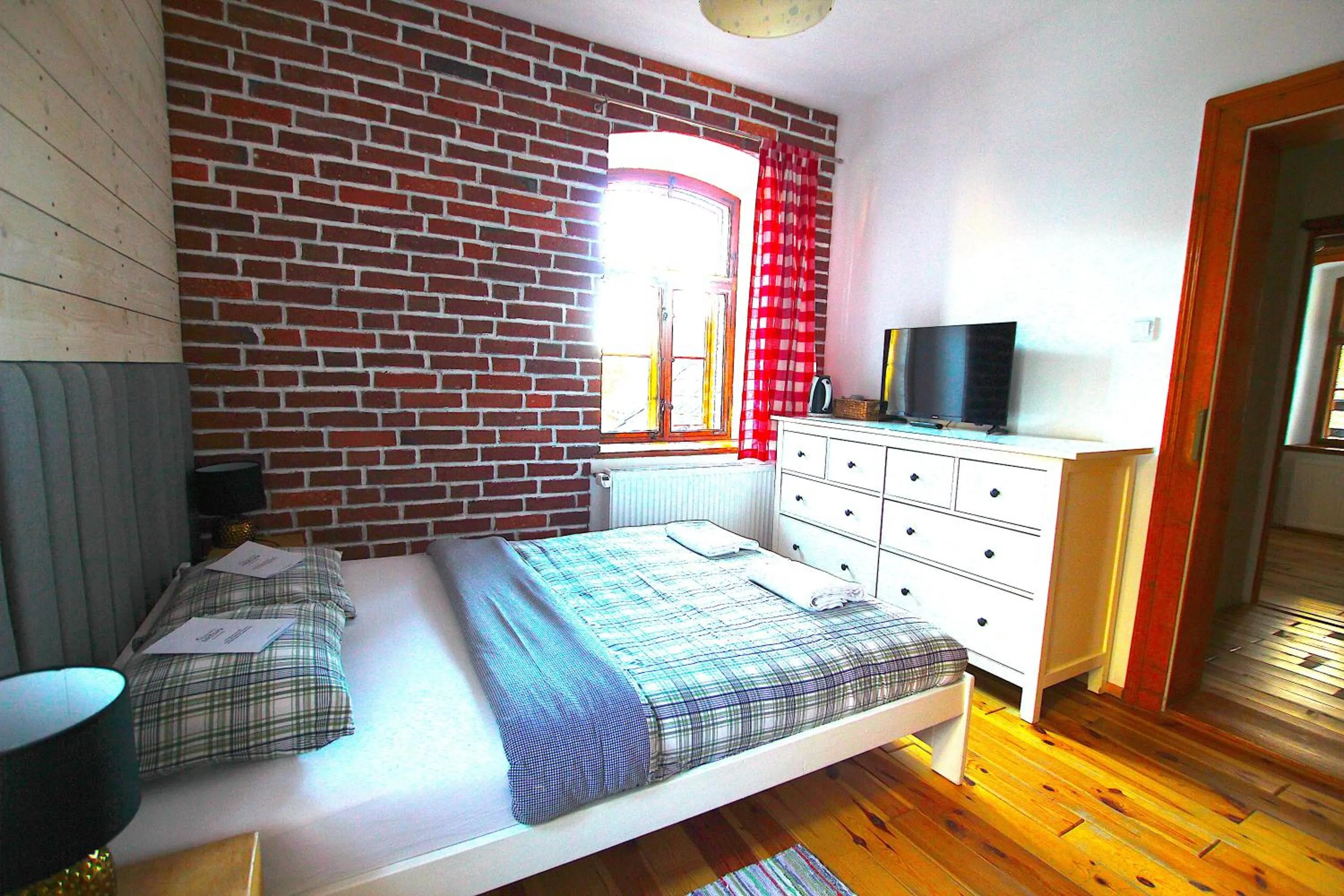 Bedroom, Bed in BORSZÓWKA Dom Nad Potokiem - Pensjonat