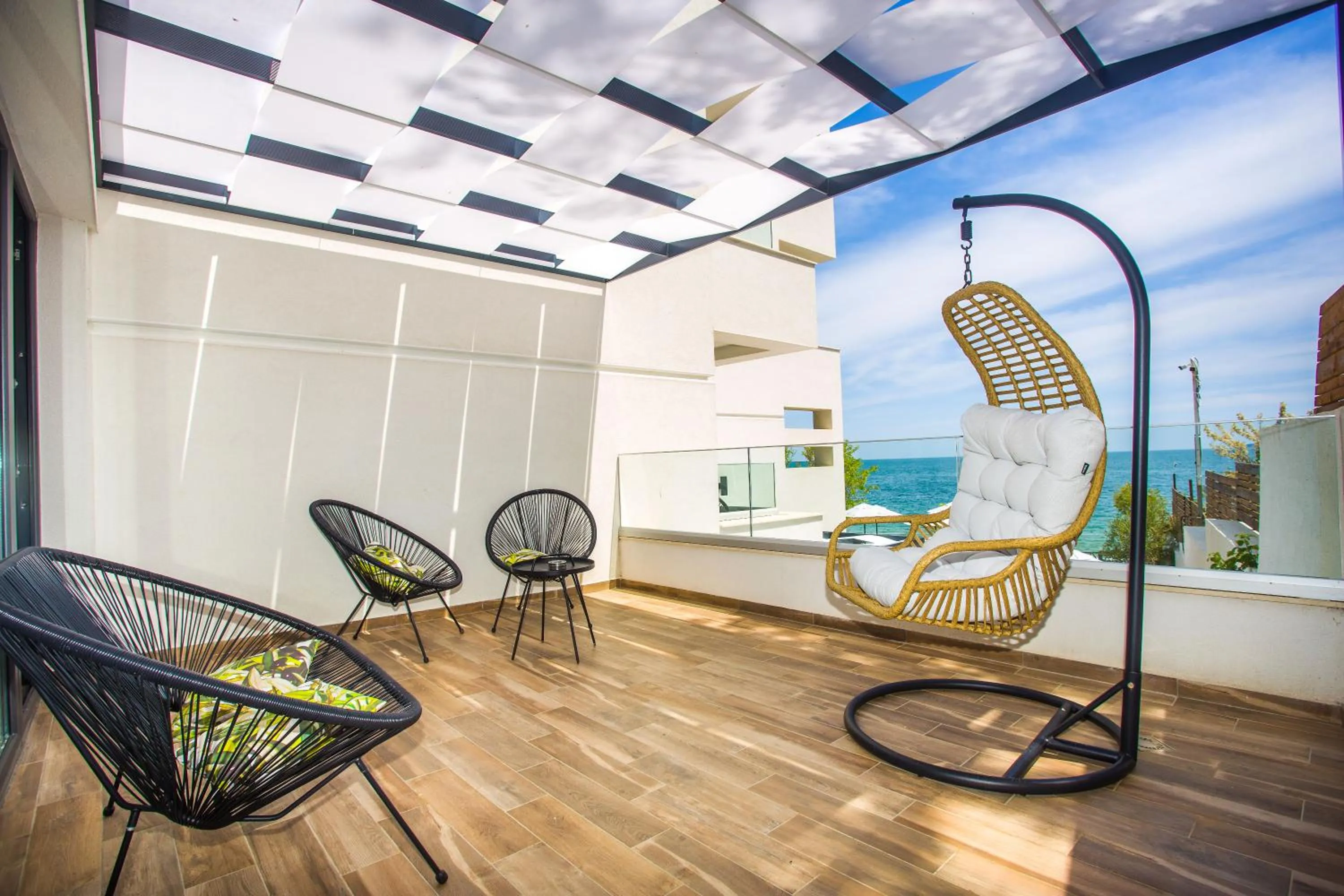 Patio in Olive Villas Beach Hotel