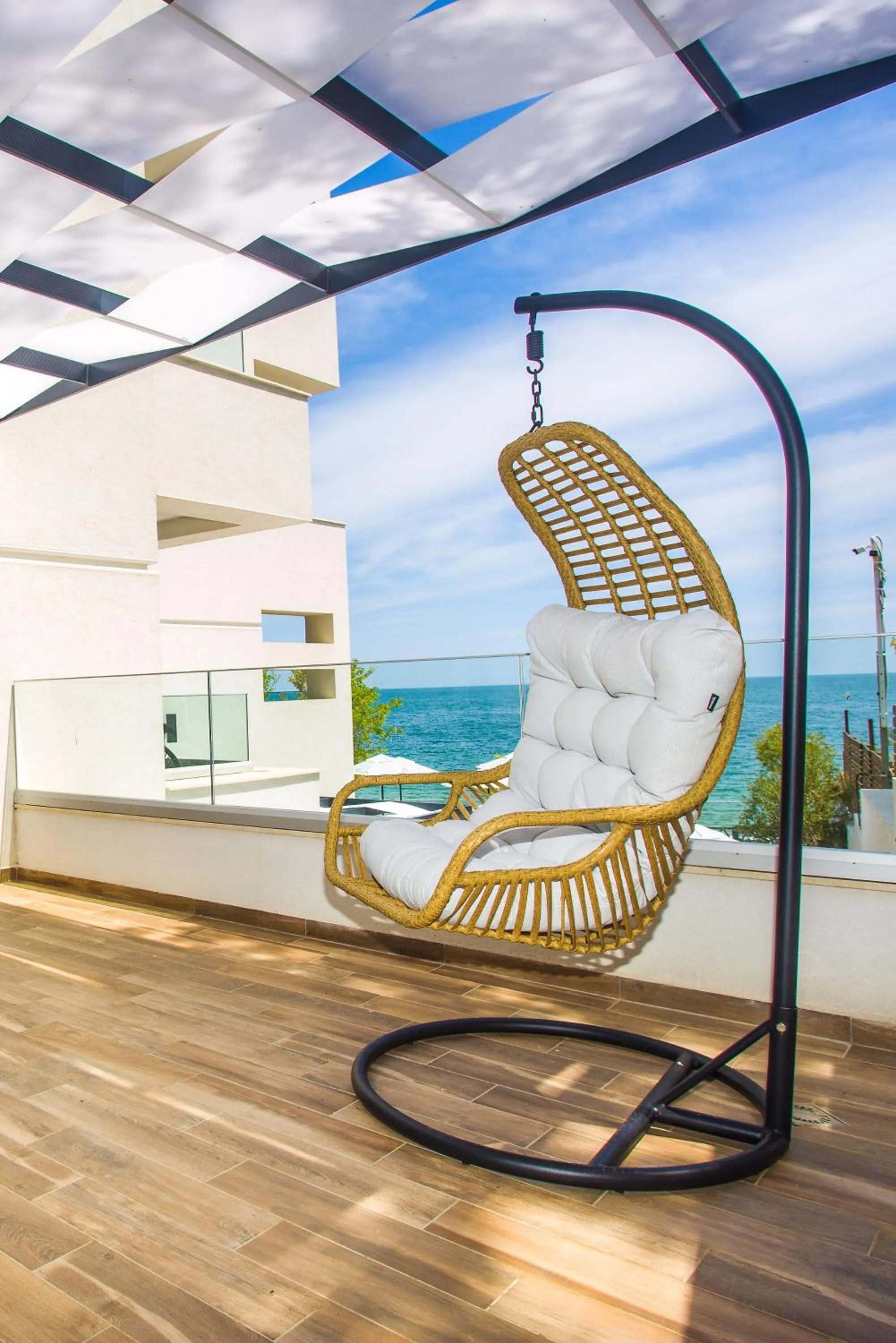 Day in Olive Villas Beach Hotel