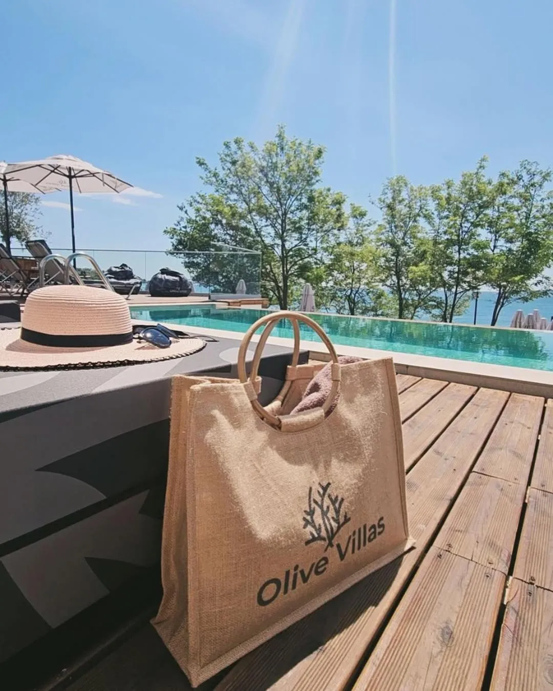 Day in Olive Villas Beach Hotel