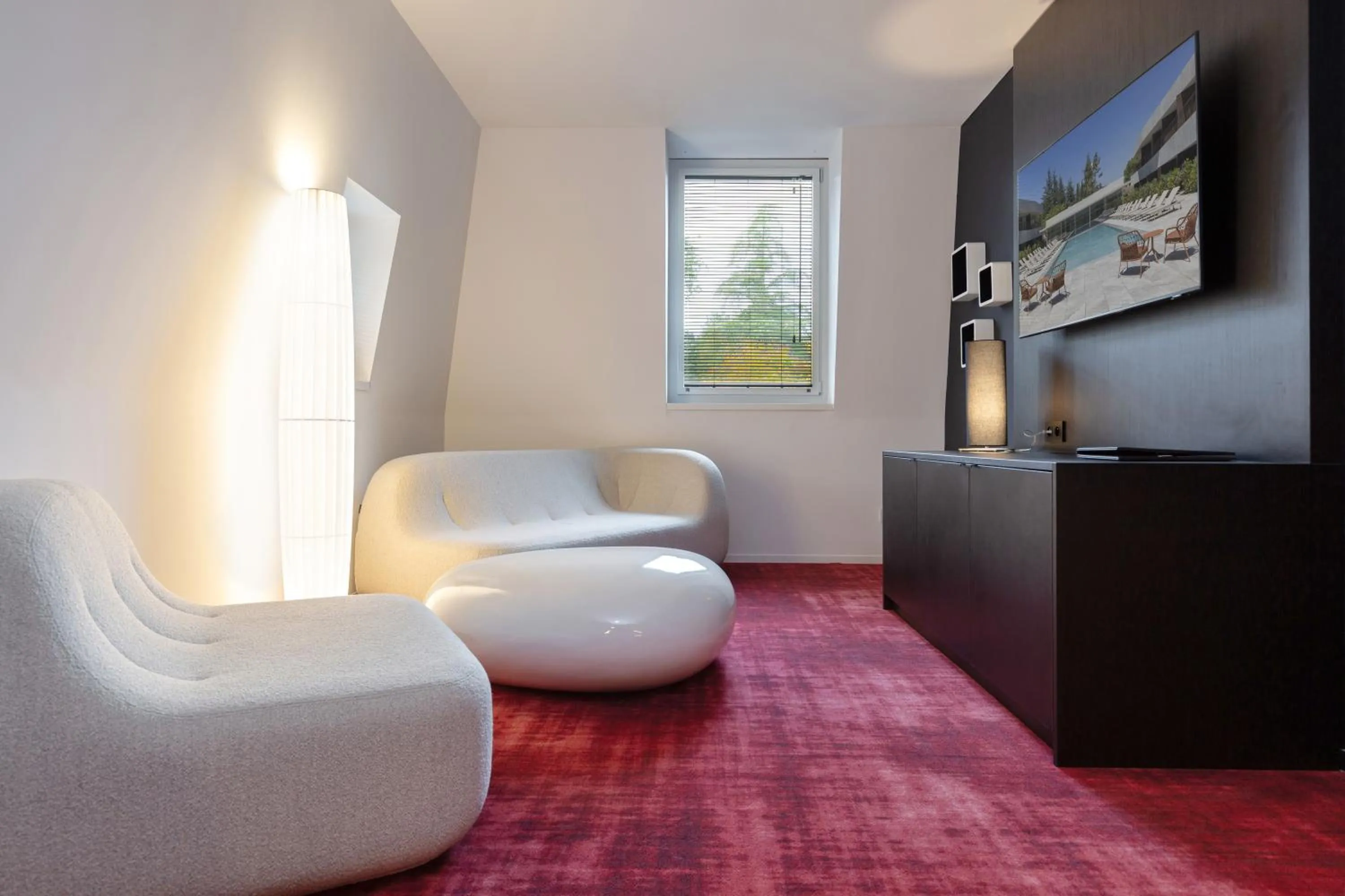 Living room in Hôtel Spa Restaurant Villa Castellane